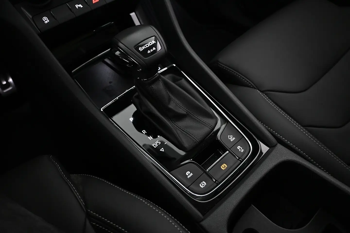 Car Image - 29jUntYrl4SSzJnAc4rmpJ