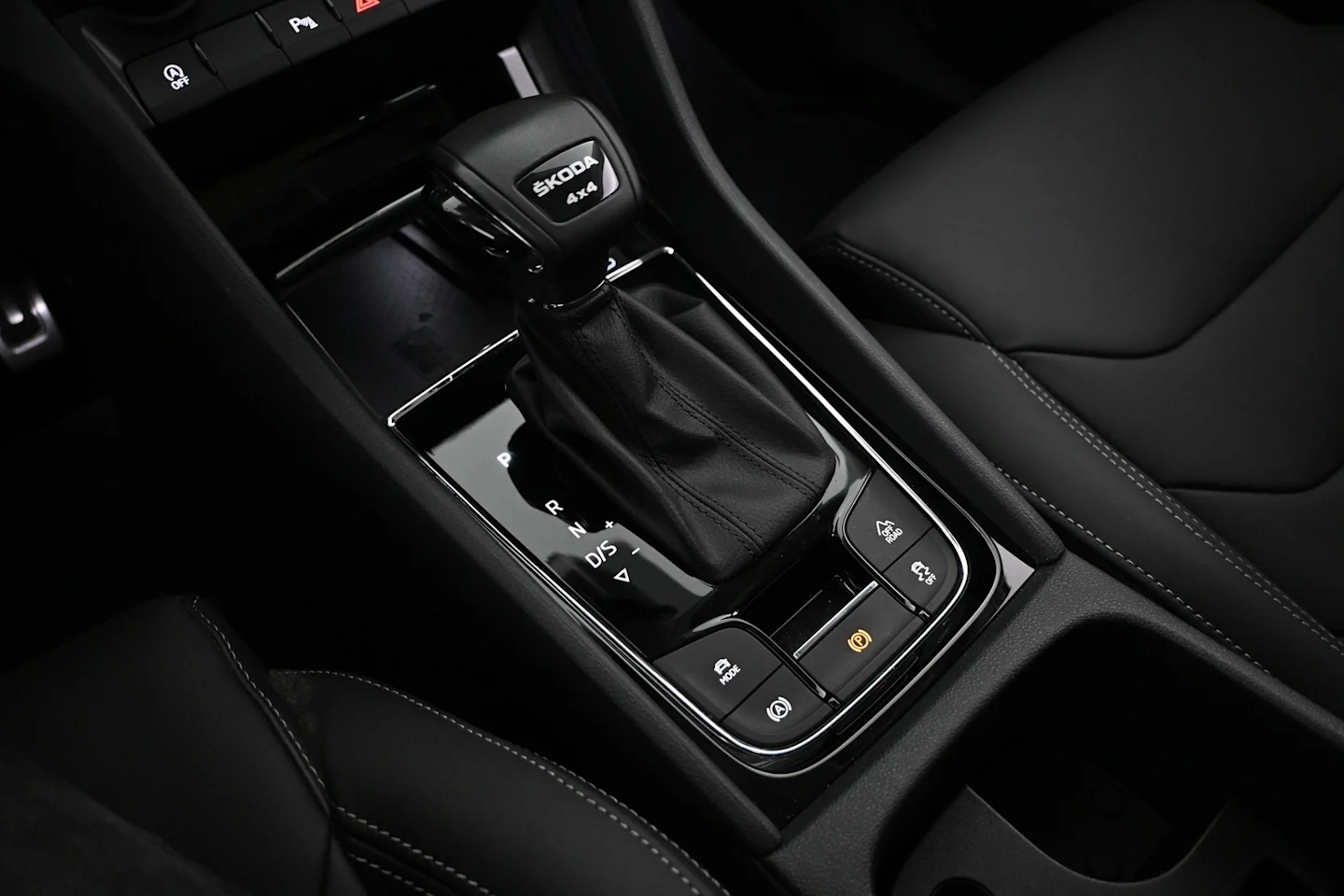 Car Image - 29jUntYrl4SSzJnAc4rmpJ