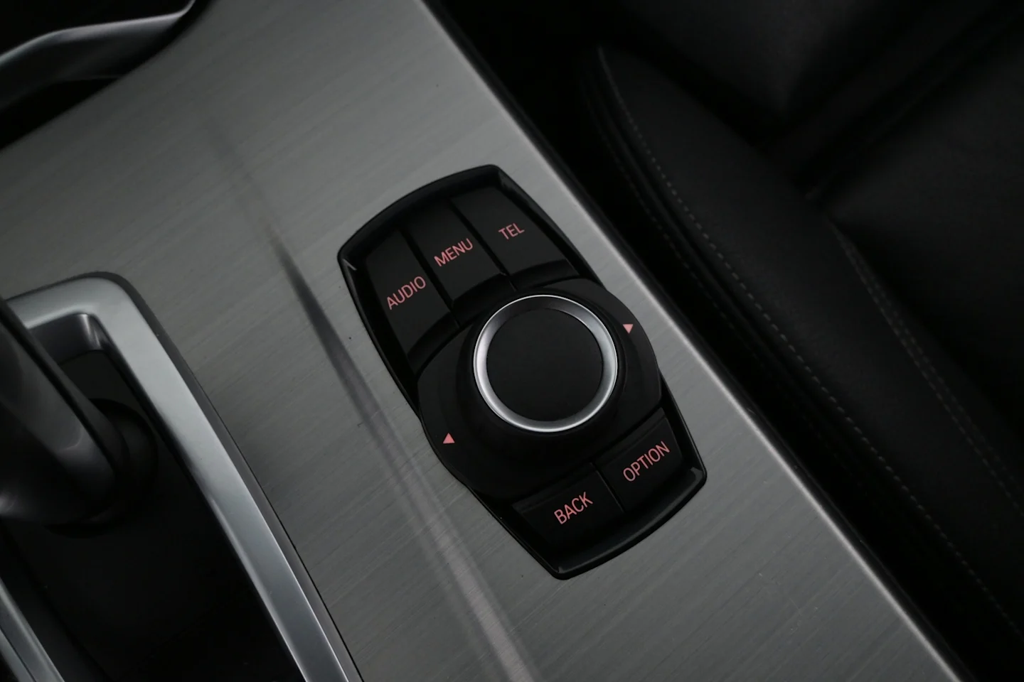 Car Image - jaq1CROSTet8S5oX10YG0