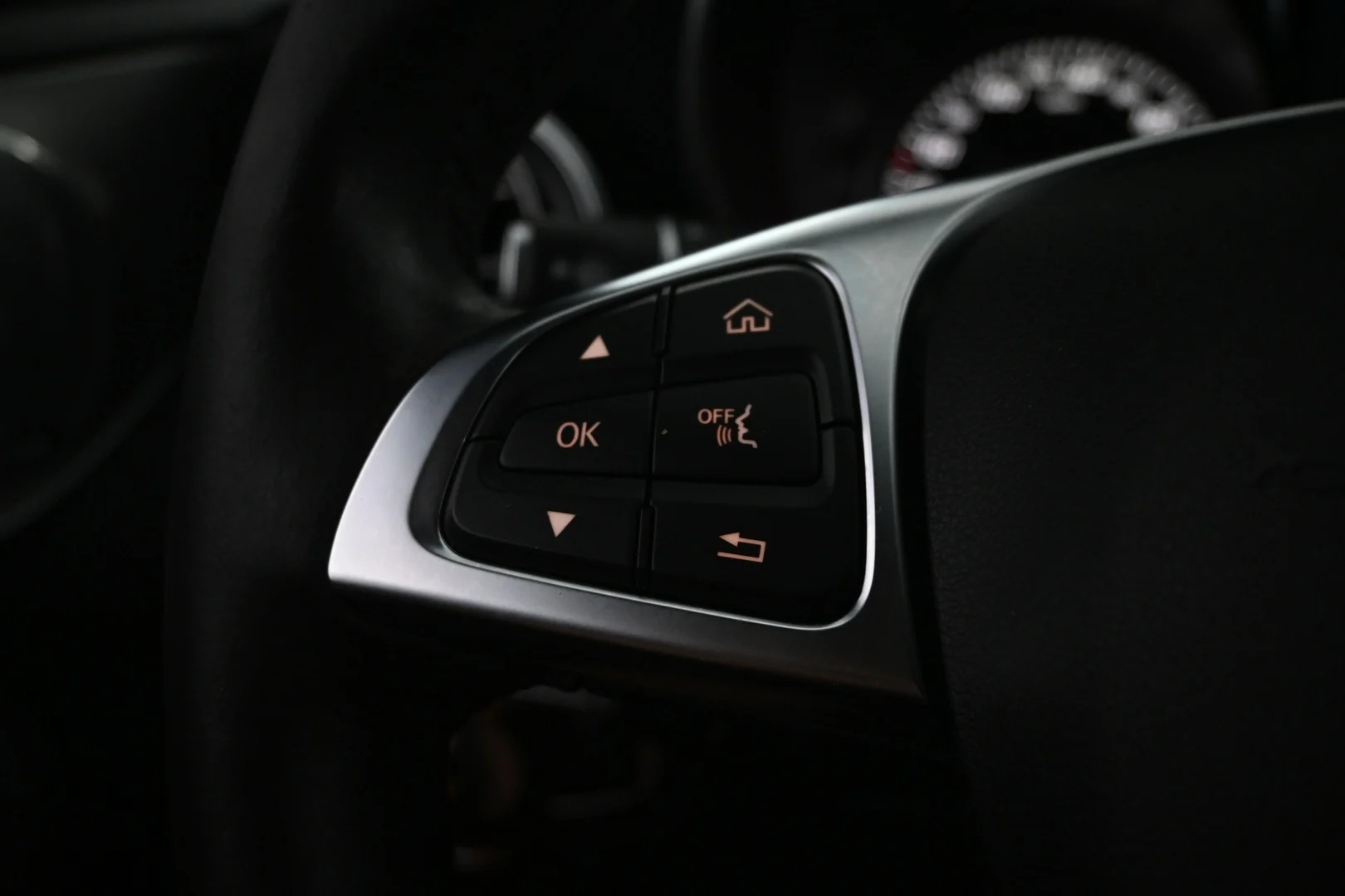 Car Image - 7LNFkVpi1e64AKxoSotI8o