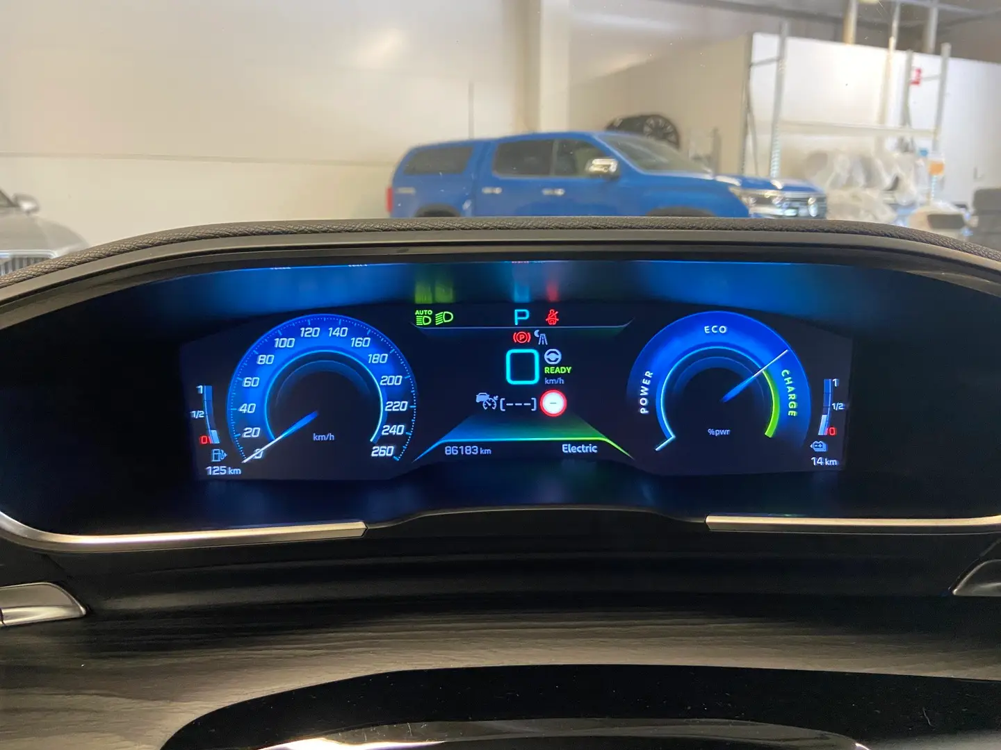Car Image - 6yn69QwIVBZNQzr3Ewh0hU