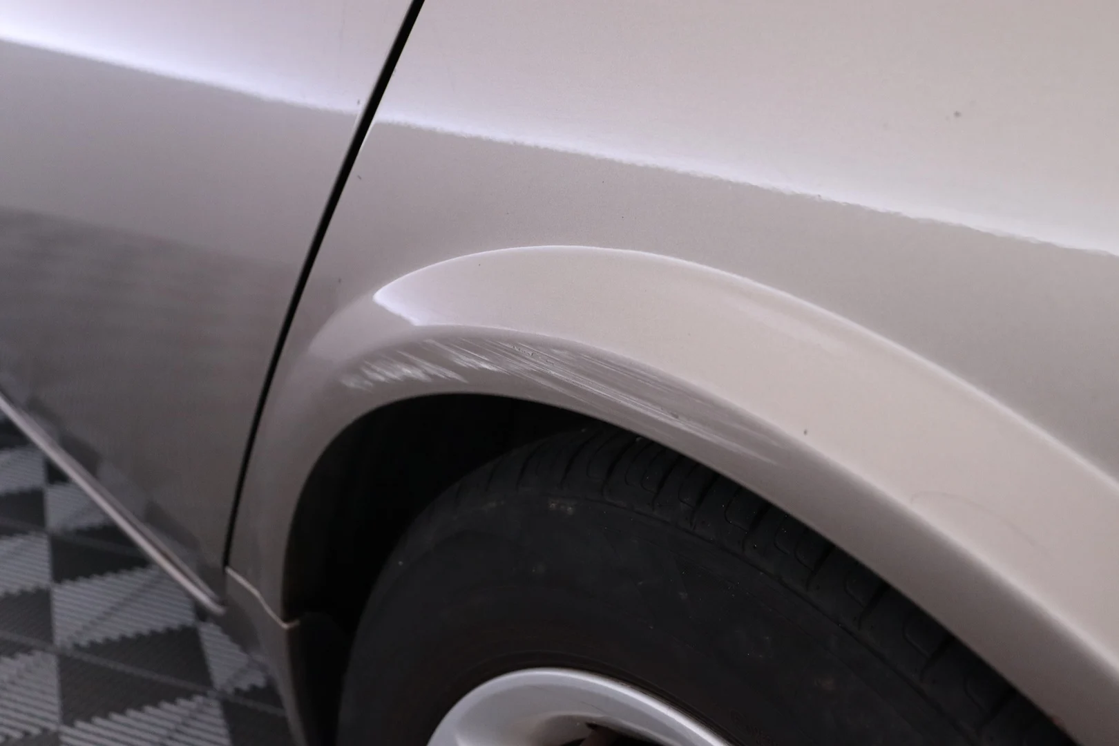 Car Image - 5lLYa5f7uc1jlbd00A53Ht