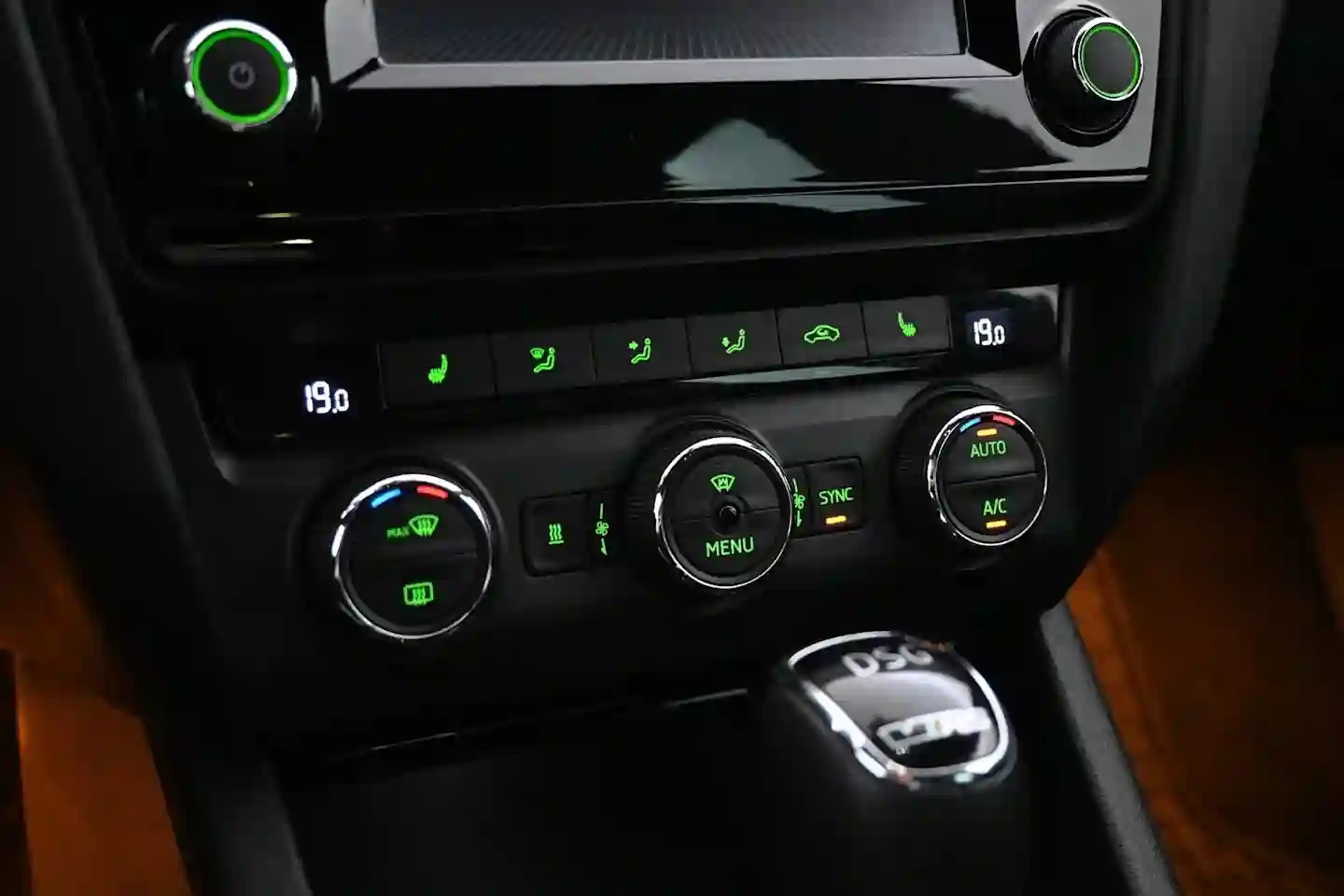 Car Image - 3uKkbgyYPRDB9bp0E2cGgf