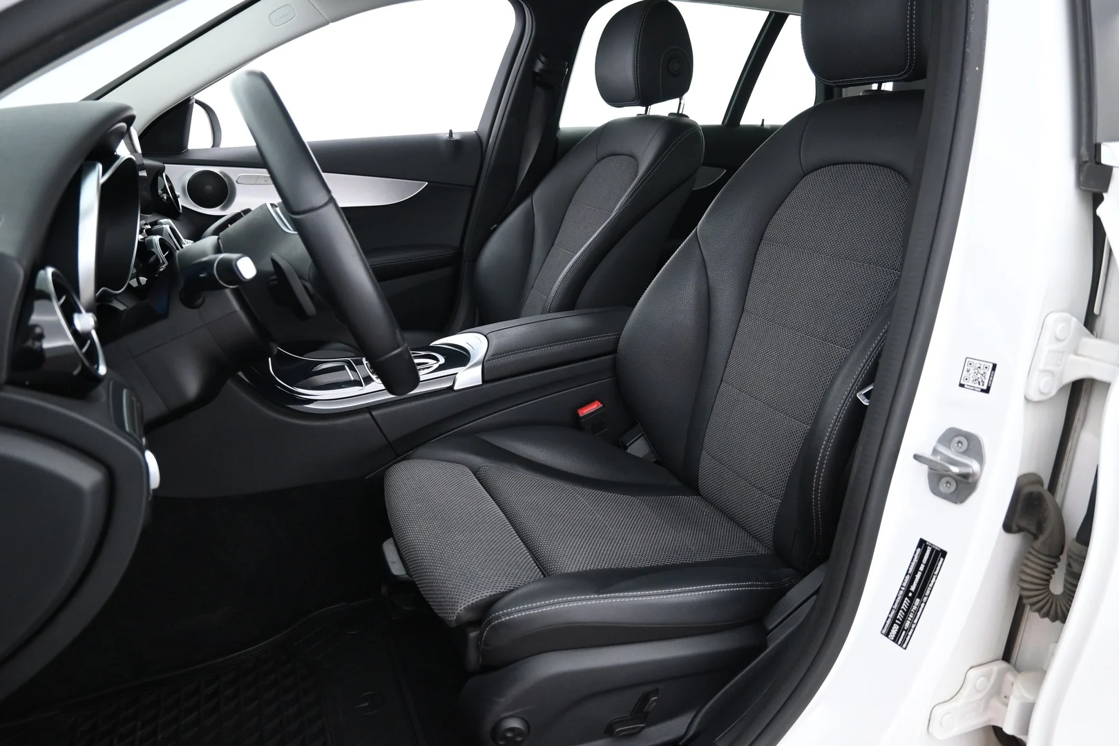 Car Image - 36DoyFmSqjImpGHvqED9Or