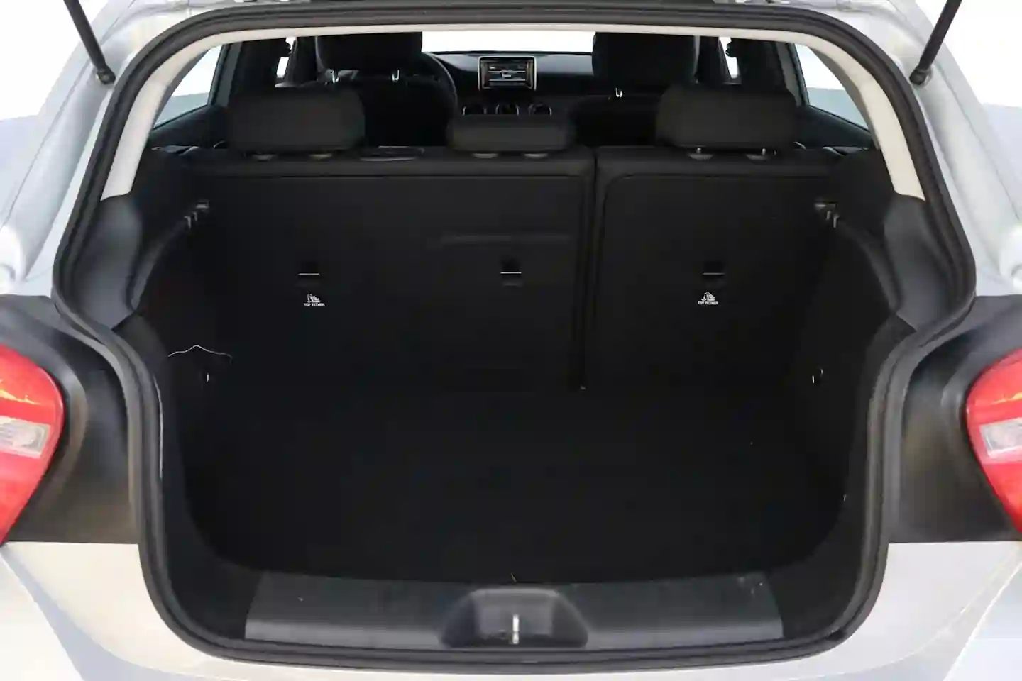 Car Image - 51cRJykF0GJrmlodiHgir0