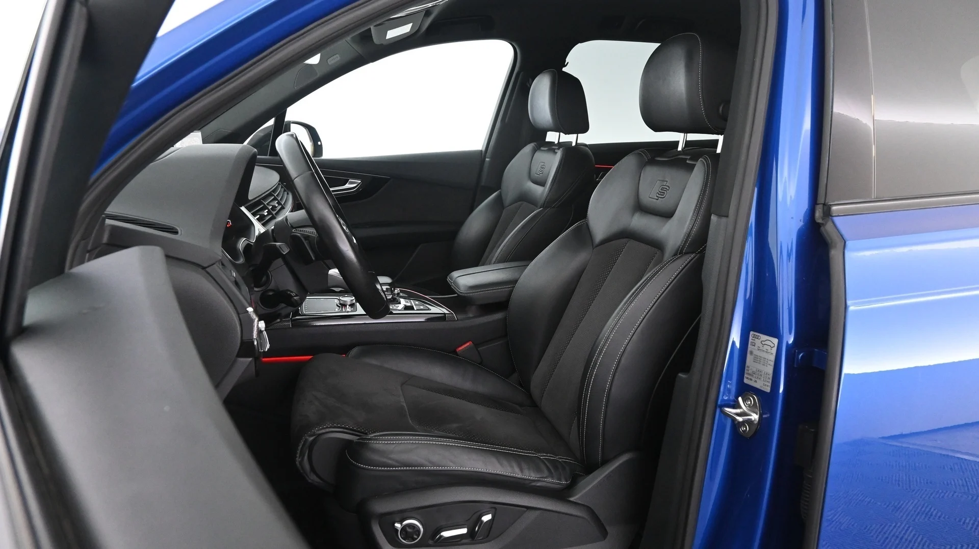 Car Image - 7v2LTfMsthAra58R2hdpsK