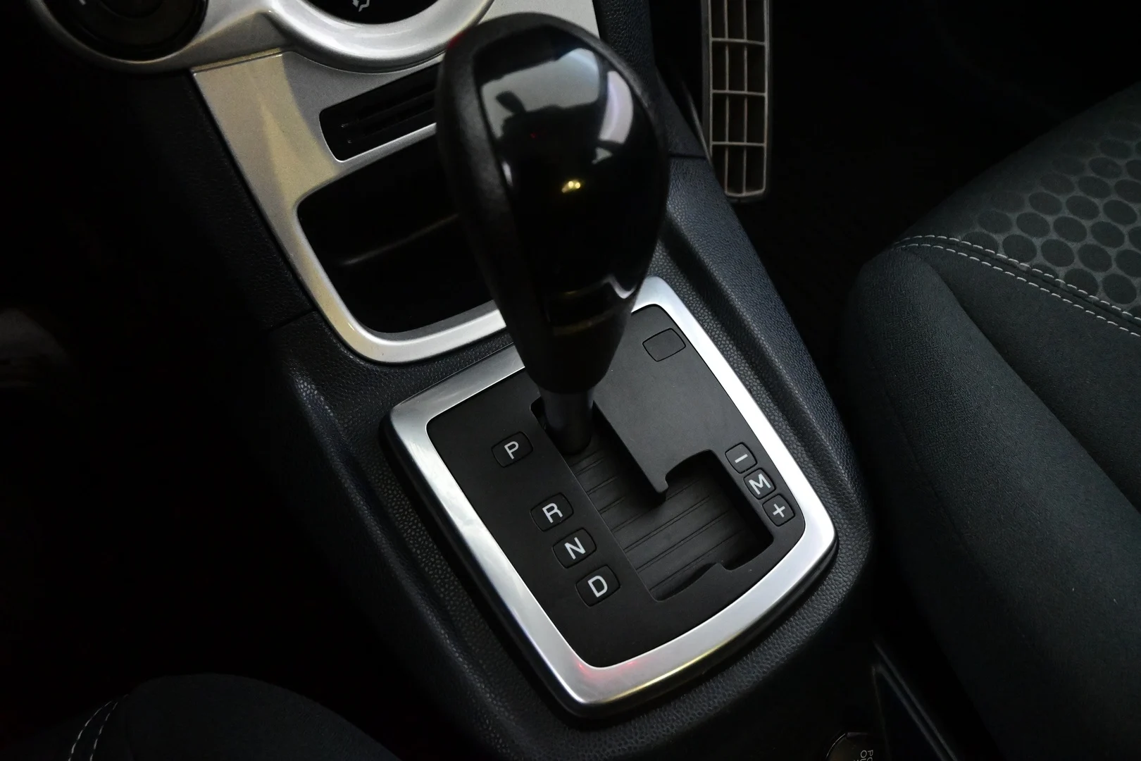 Car Image - 79Ezo0RwwGk69SOwyM8vBW