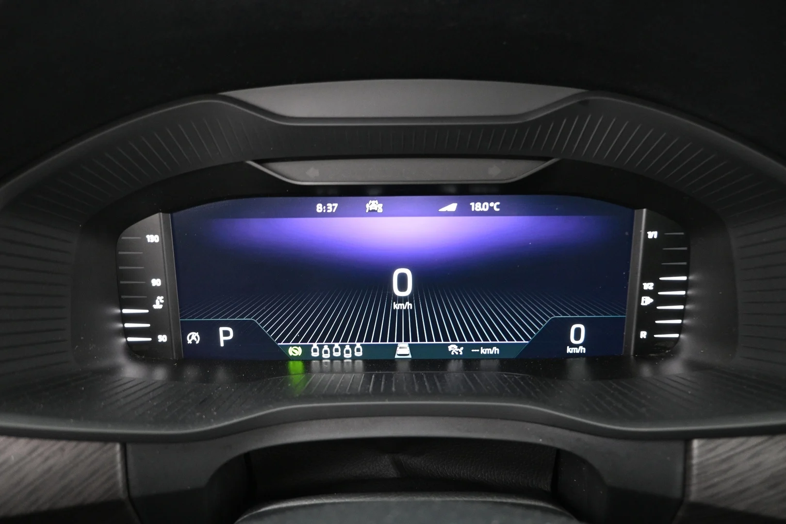 Car Image - 6RF4fCEvkqcFk2j6rrs0E1