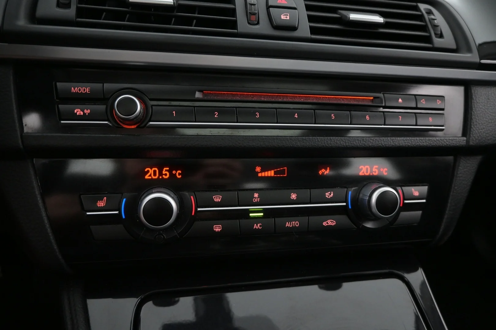 Car Image - 5m7h64mworLUtoMuoSxaGp