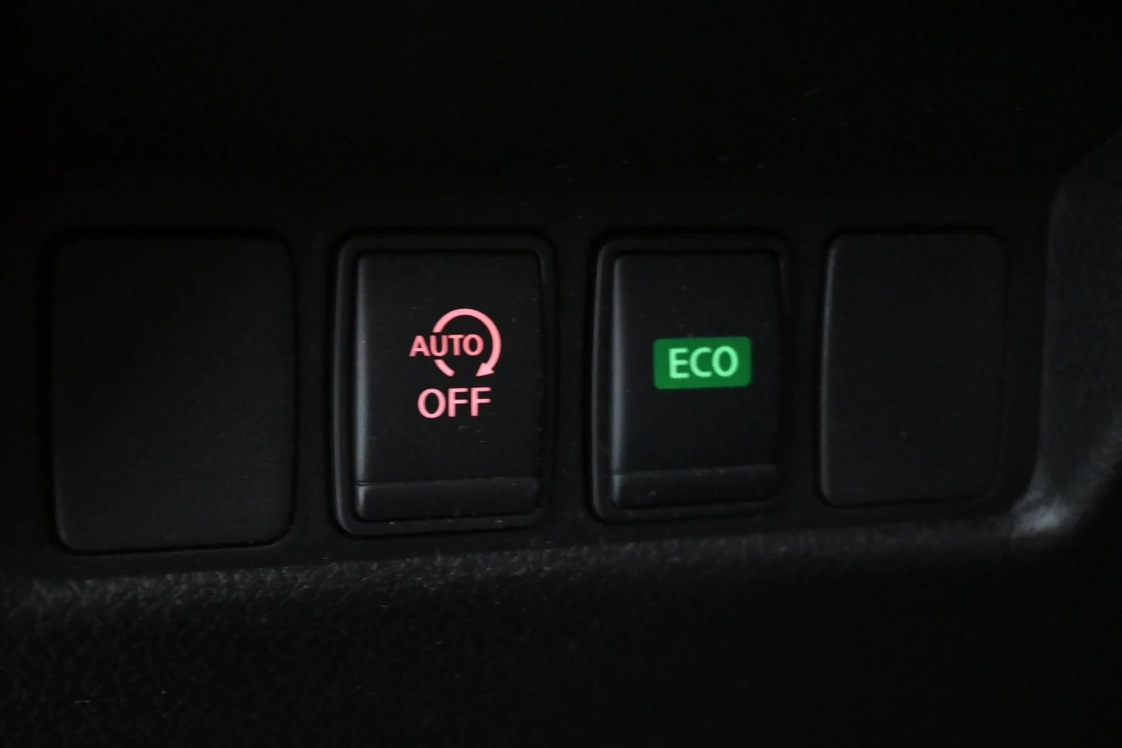 Car Image - 4js7UzV0JCAroWHY2TjNa3