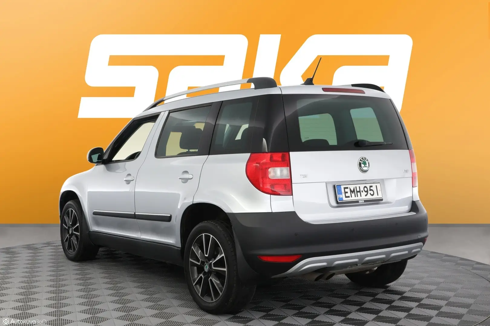 Car Image - 2PC6GuwtsRp4KBxNtkSQeV