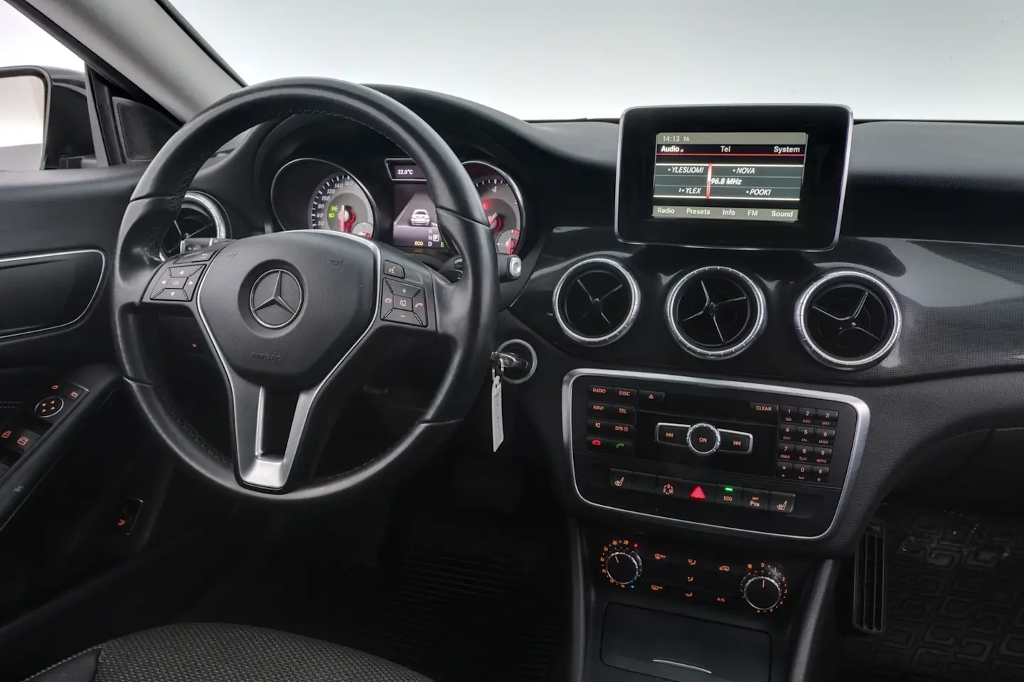 Car Image - 1DB176wg28Jr9Jg69QGBKD