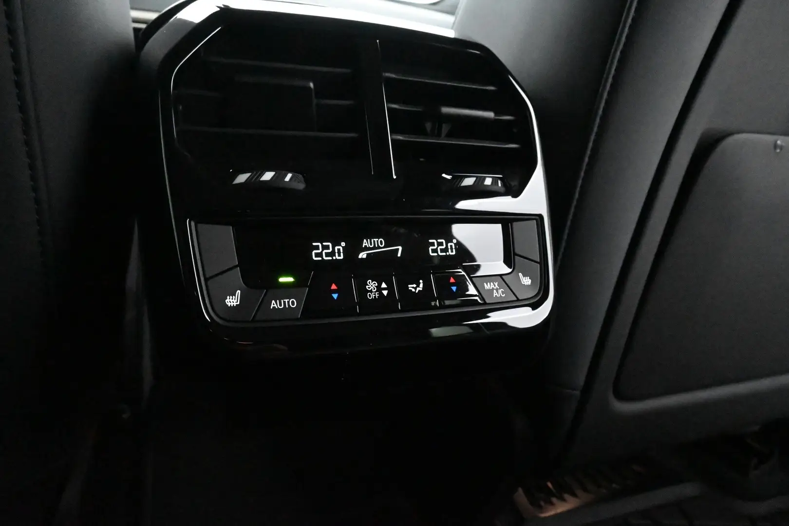 Car Image - 4K6Hz0TvUQsxtr35OYwuH7