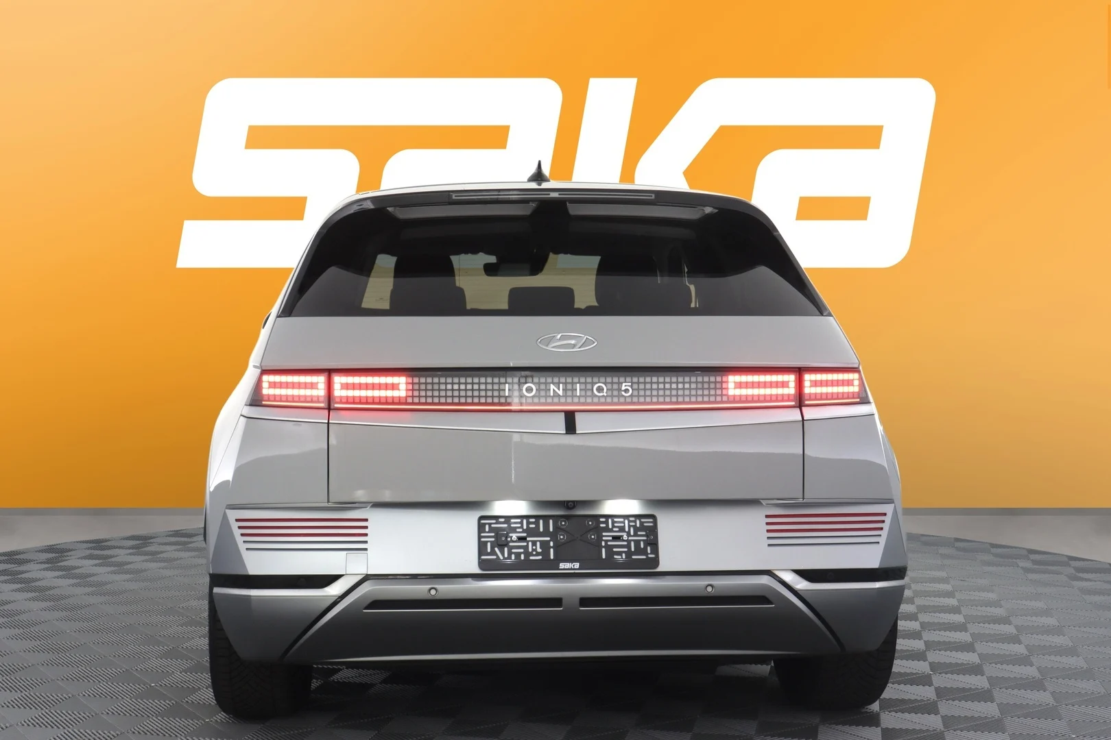 Car Image - 46WFzdV1o6Kfnsq7jgHC8E