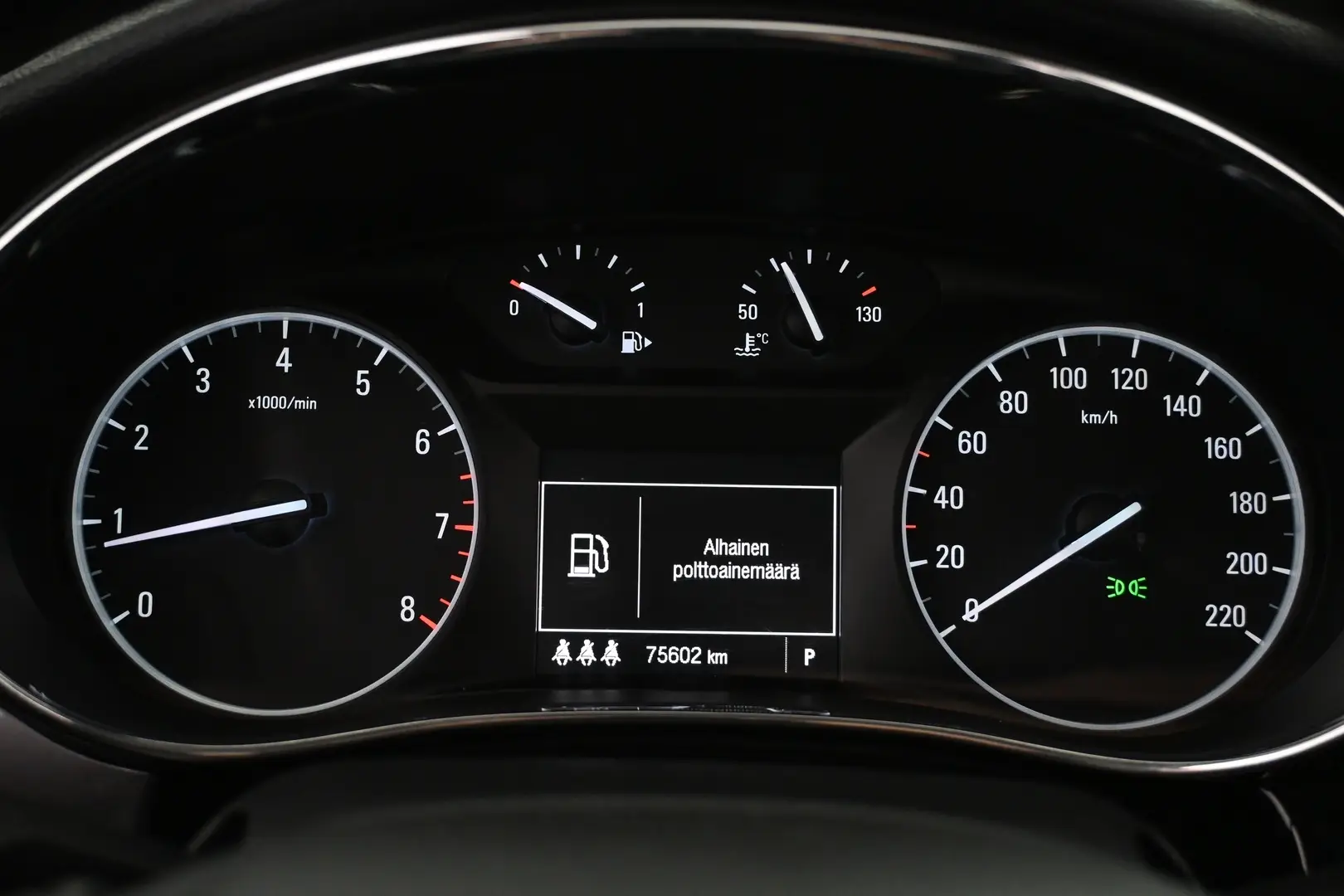 Car Image - 5cGMc152mDRSfGwpH5drmc
