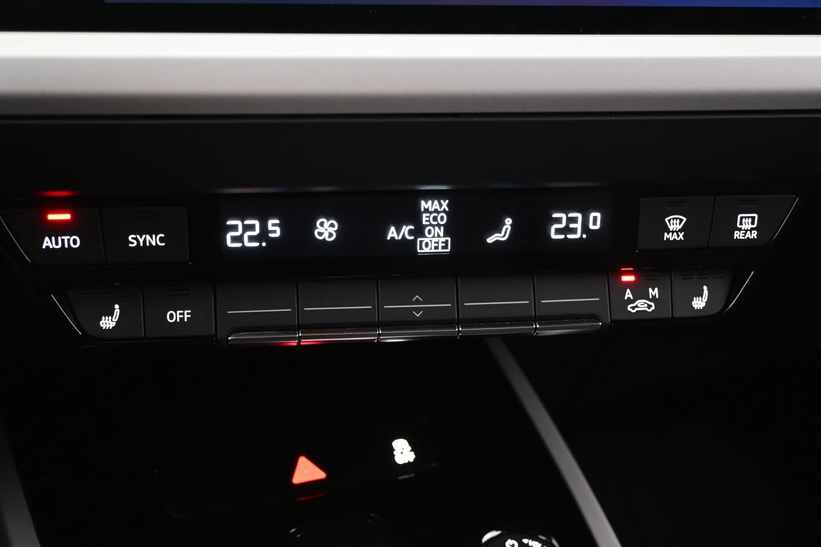 Car Image - 2XW1eOsWQwZCHIHh3ew0kN