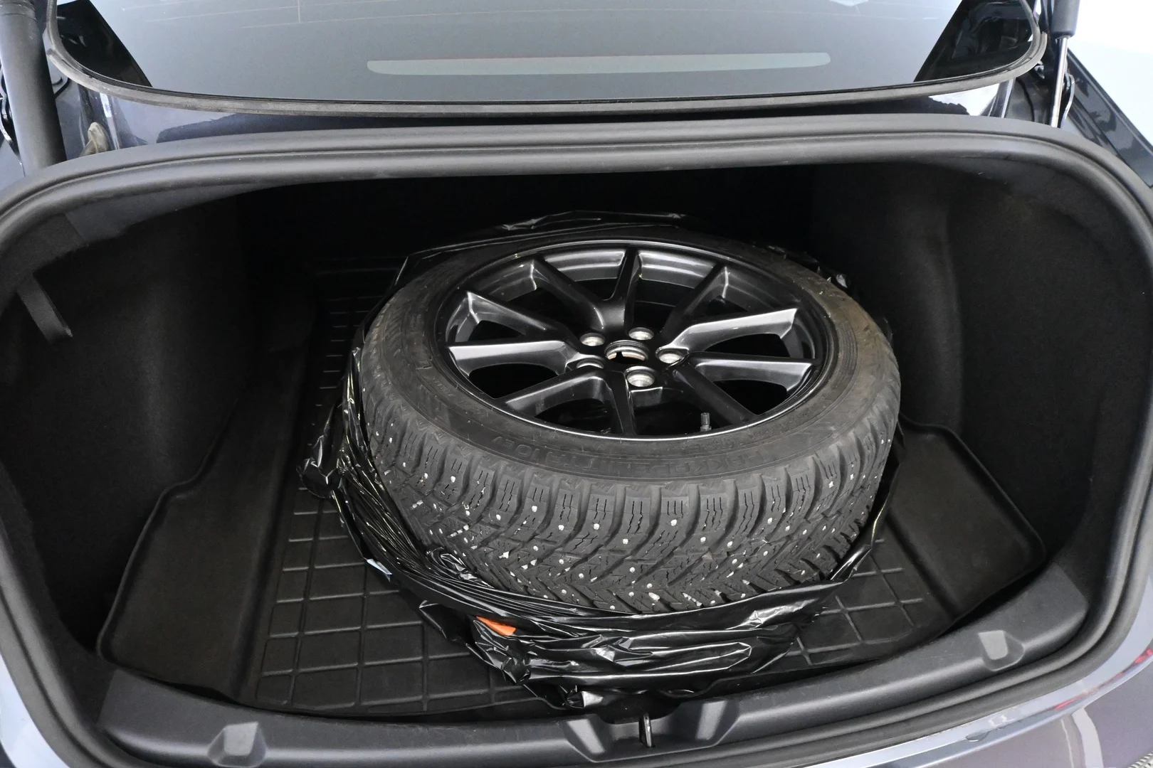 Car Image - iJLOWeU77UOw72nc9V6Bw