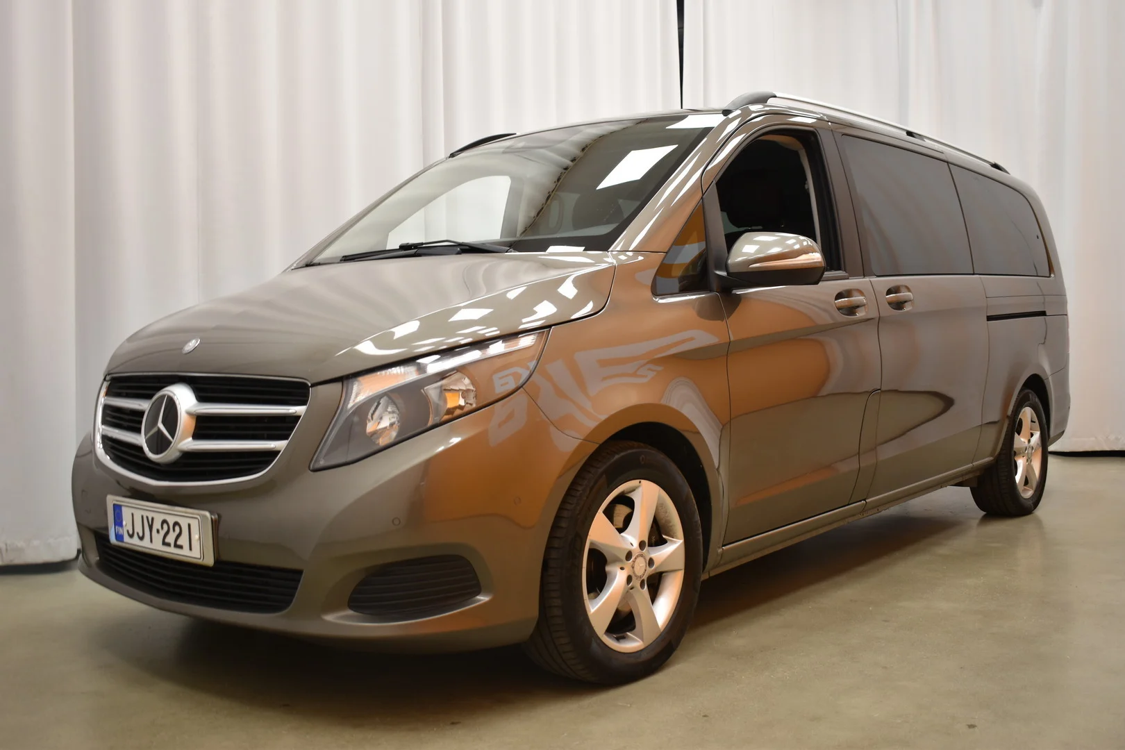 Car Image - 7ajoYLlsLtB4FRJjb9Vmpa
