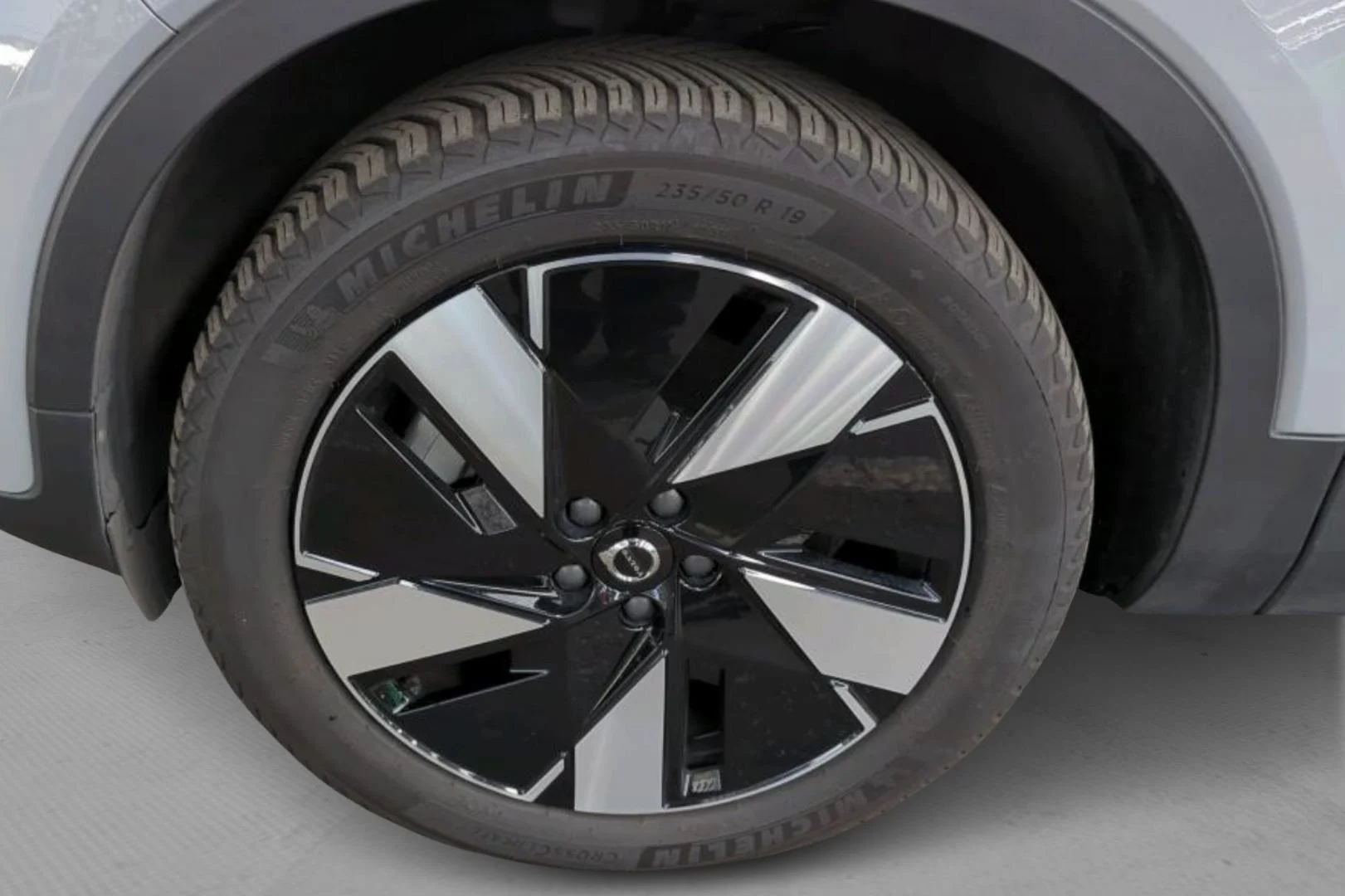 Car Image - 1VSFZVmvxrsZpELkvWyKfS