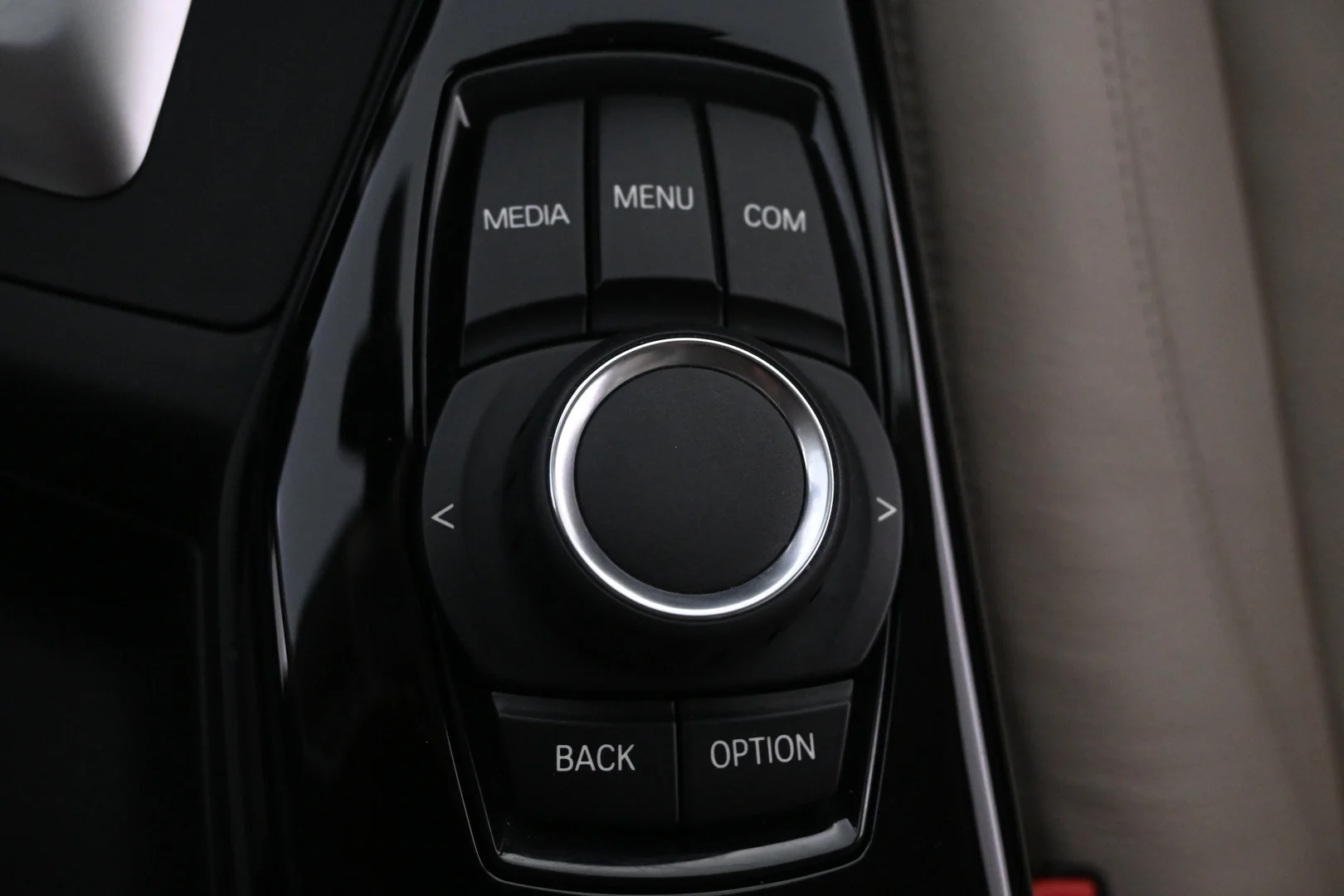 Car Image - 7pmkhNBXv3yuP6sLeTKXCE
