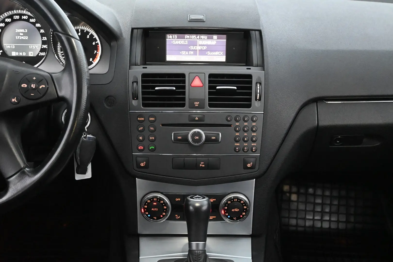 Car Image - 2uSTUyxaThj2RpPXIGzKLA