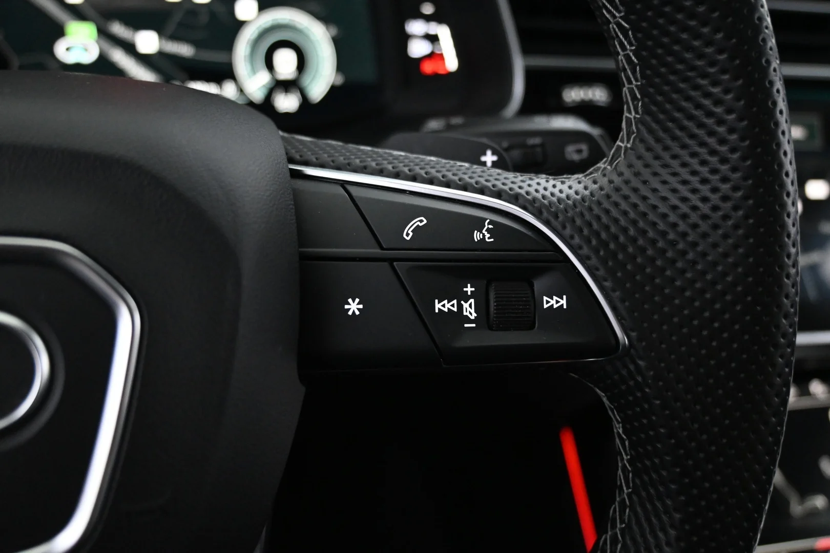 Car Image - 41GwQJU2a2x2EF1aBFaFc4