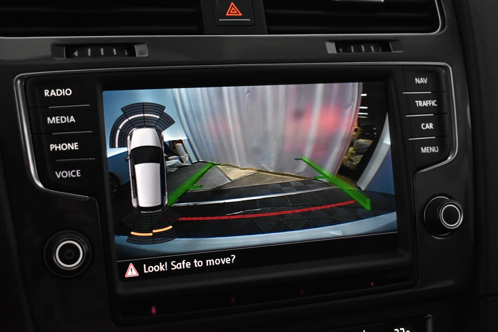 Car Image - 1G8w1YQz2k6G6XBdEaAL7t