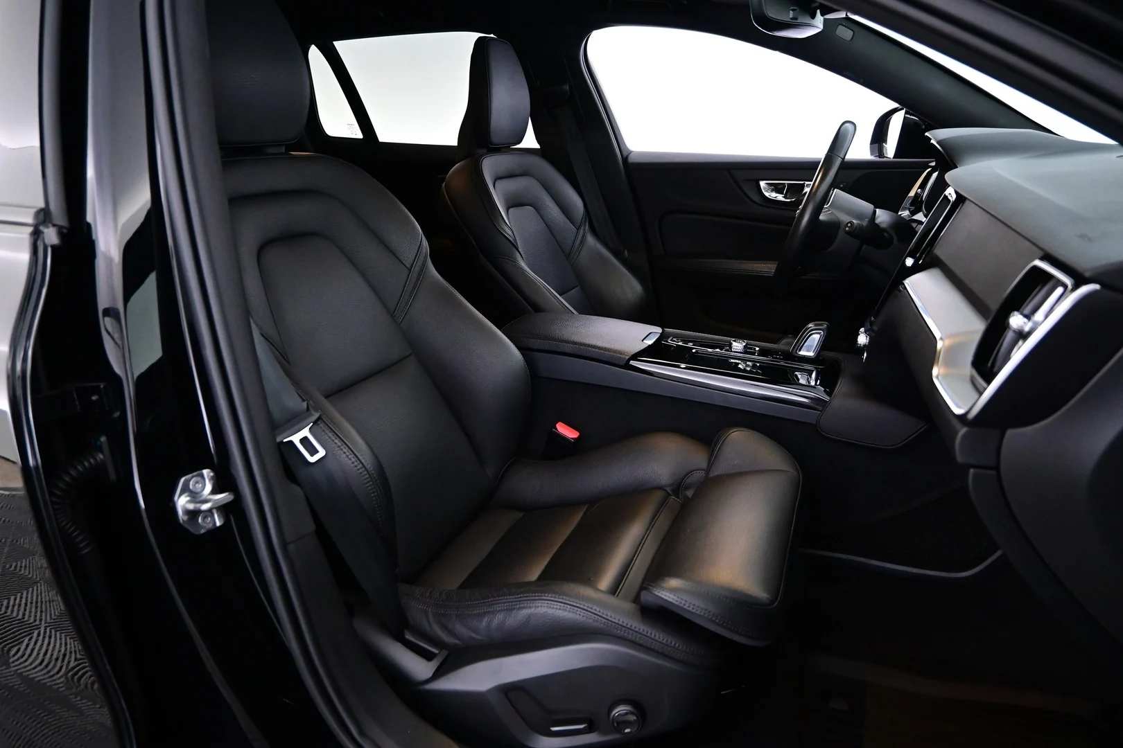 Car Image - 6tdxopTJumDh7j9t51Fyu