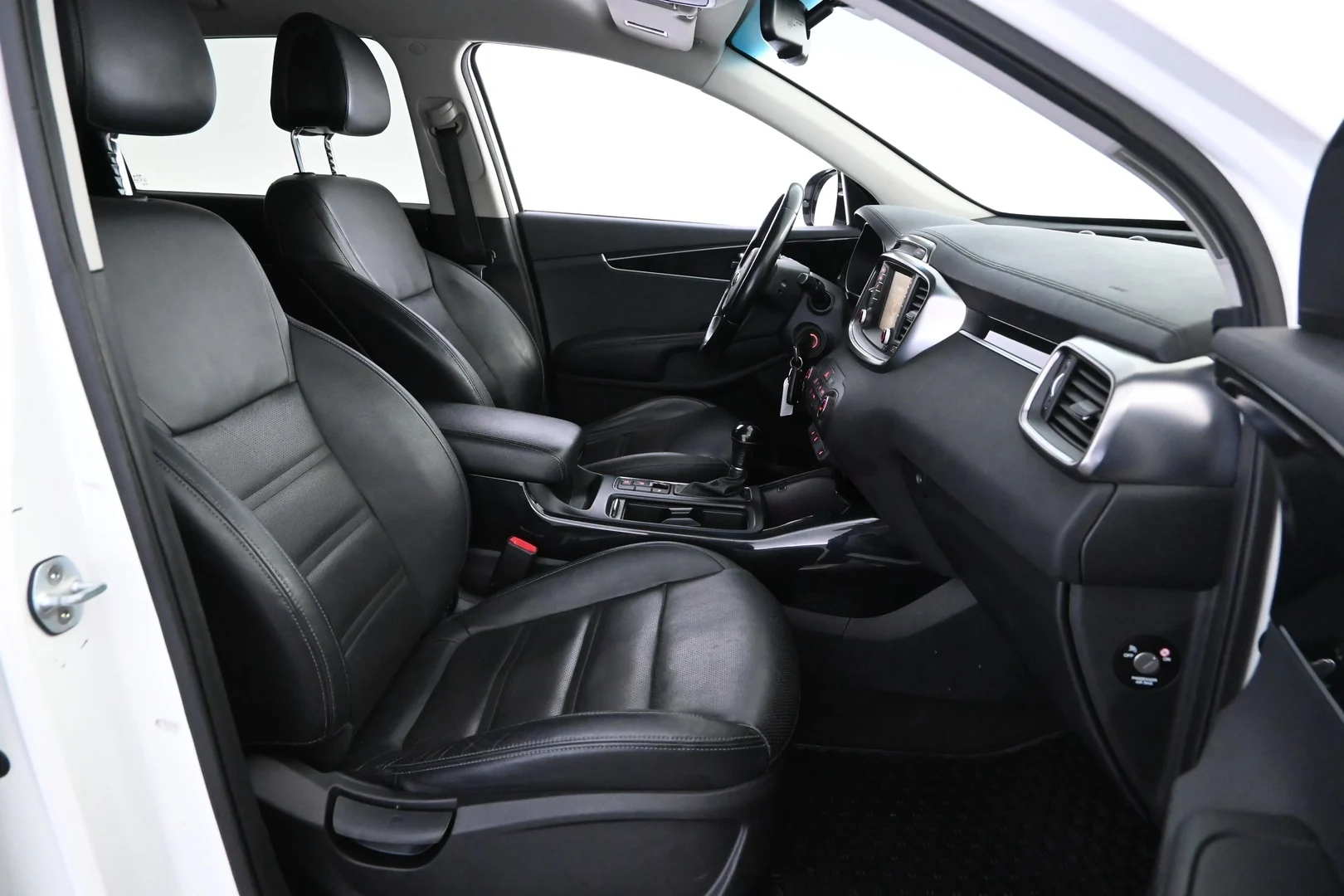 Car Image - T3XRw1AgwXQA81z2bziRC