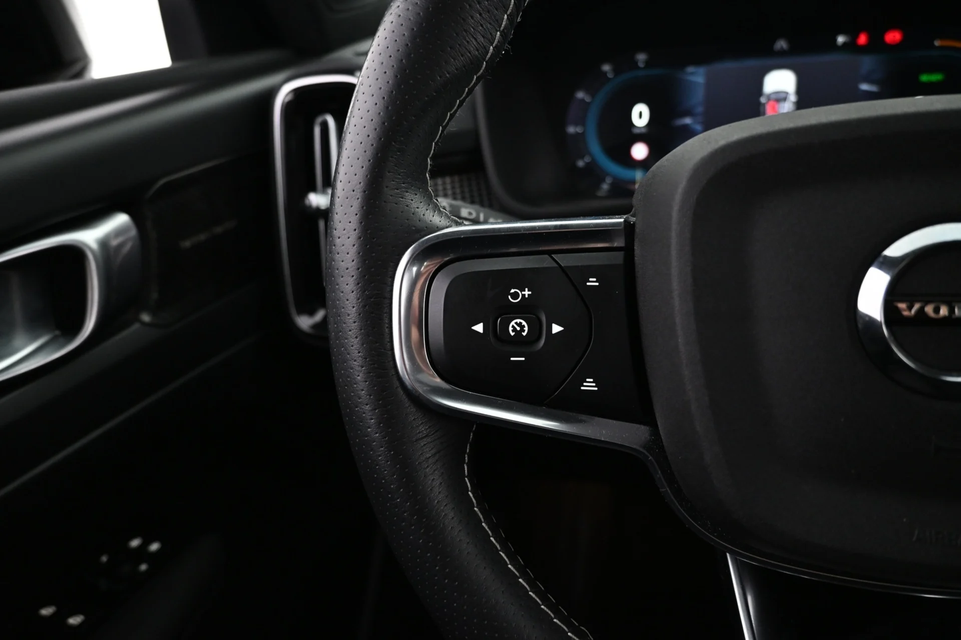 Car Image - 5k54aSriniP4Io4WdBa2lw