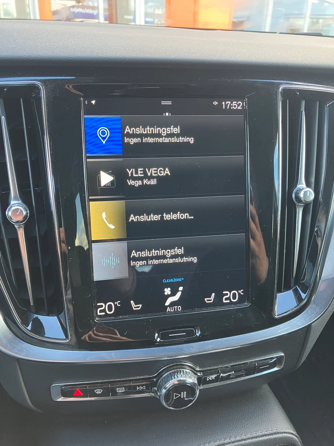 Car Image - 4QFTkOzO2H0KFVSw4eO3Ol