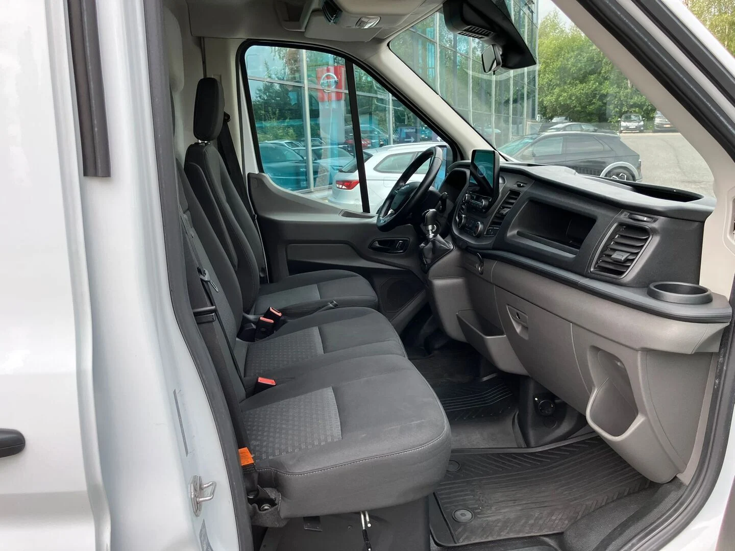 Car Image - 2e5jG229kIu7Pyr1Pif7gb