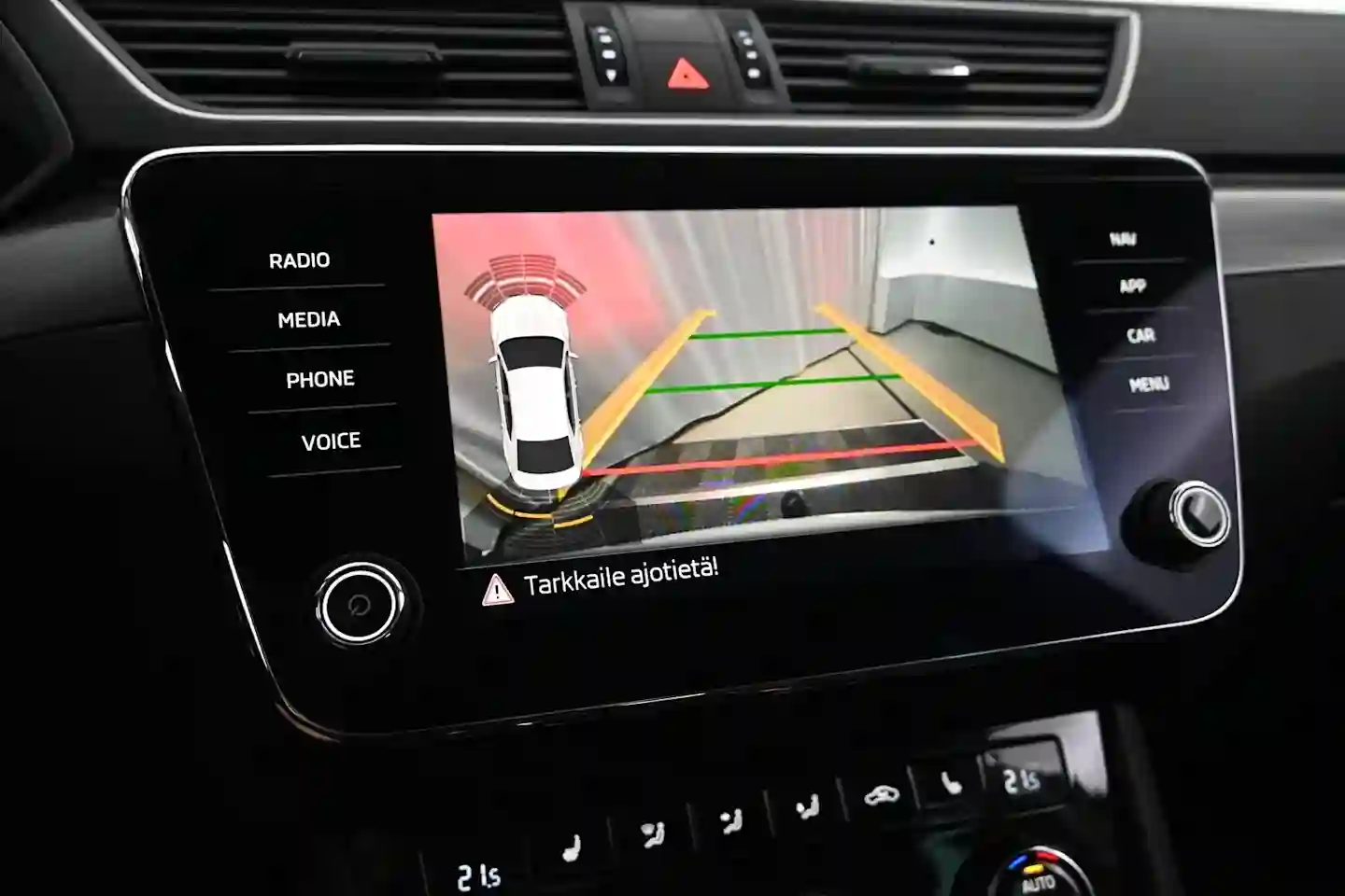 Car Image - 6ZrFRFYFGNBPKJ3rYwrZNL