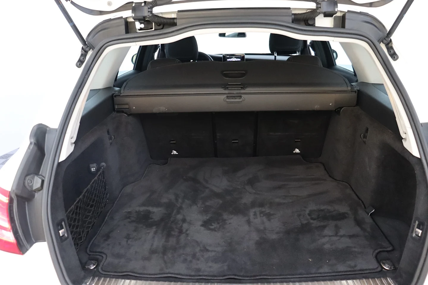 Car Image - OvwsuDmTUT99tNMYn9Ogp