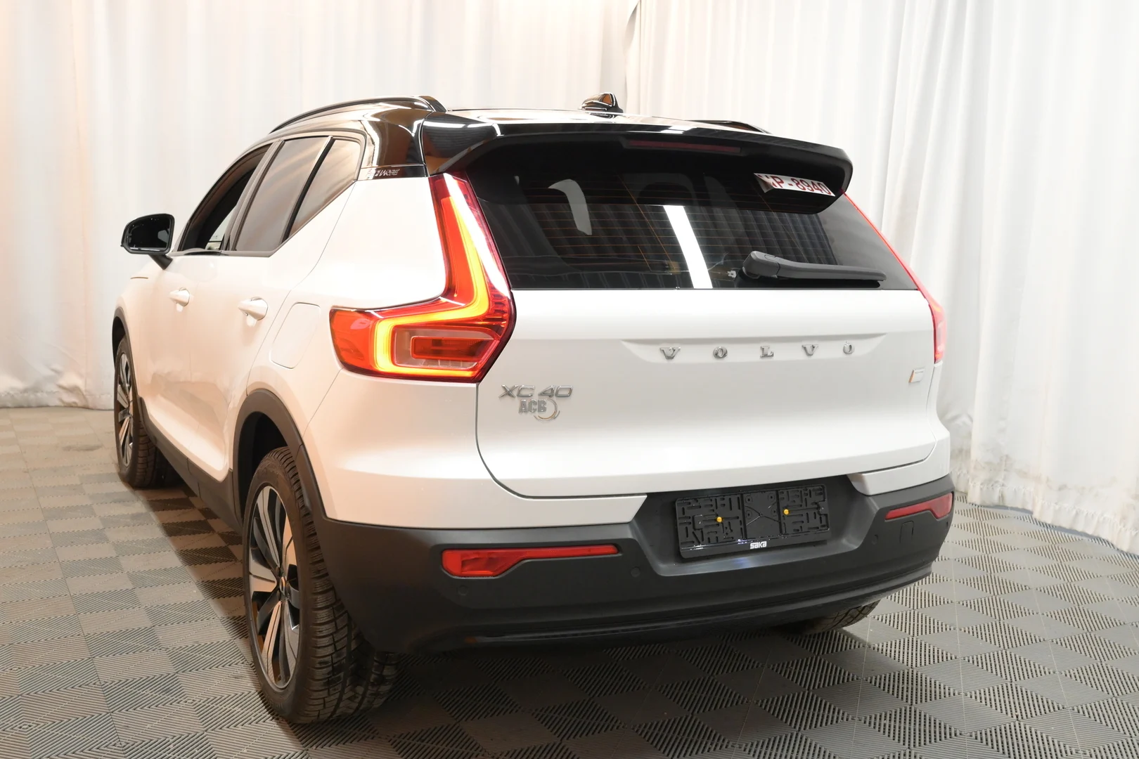 Car Image - 6gEuTkhklMGFr6CV0WwyPG