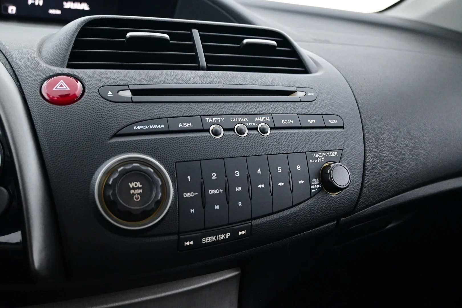 Car Image - 64oV3hbmqswDfXsvXmrWLr