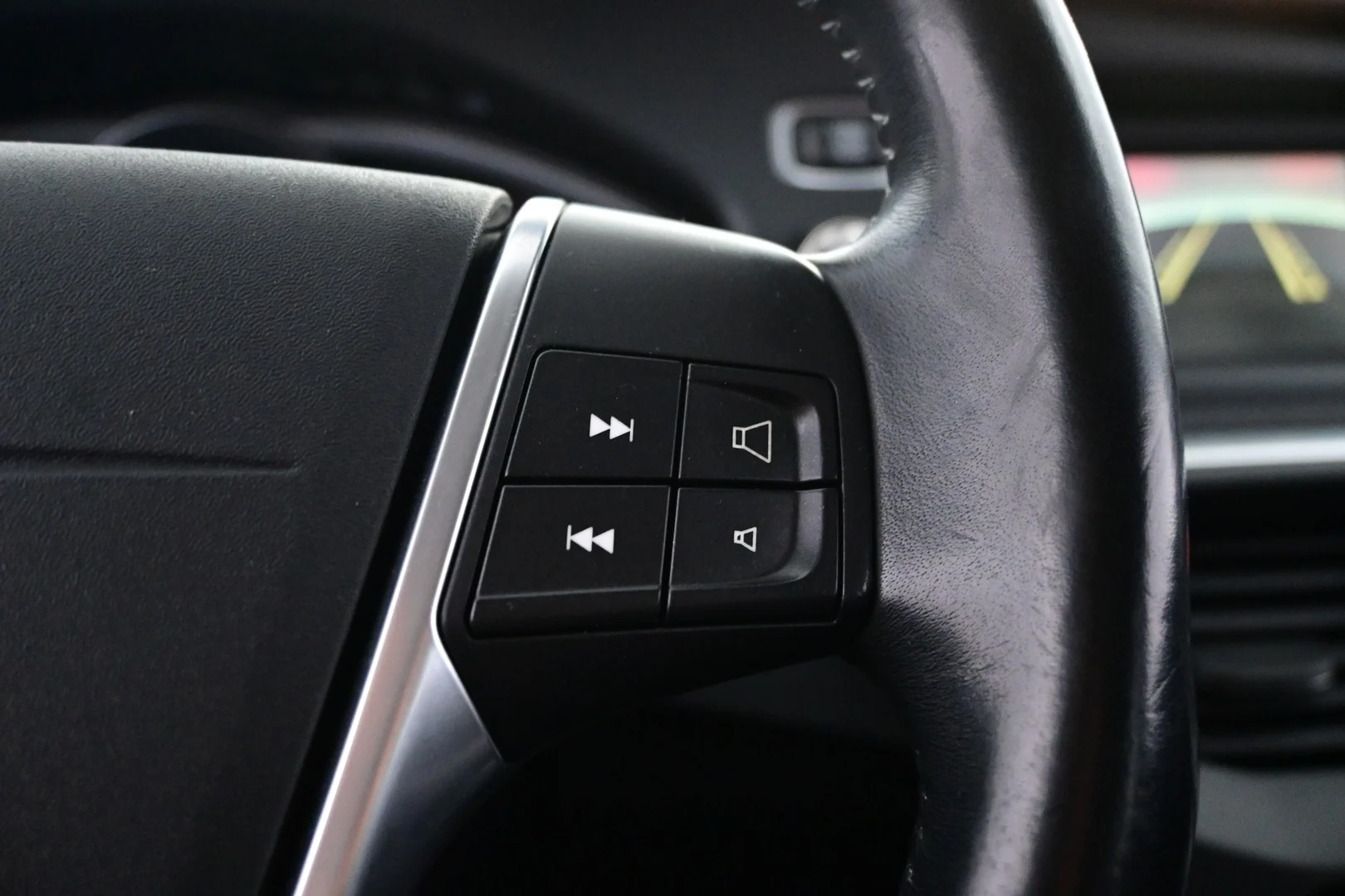 Car Image - 2RhRX8fcorvE8tGZ6p9d6b