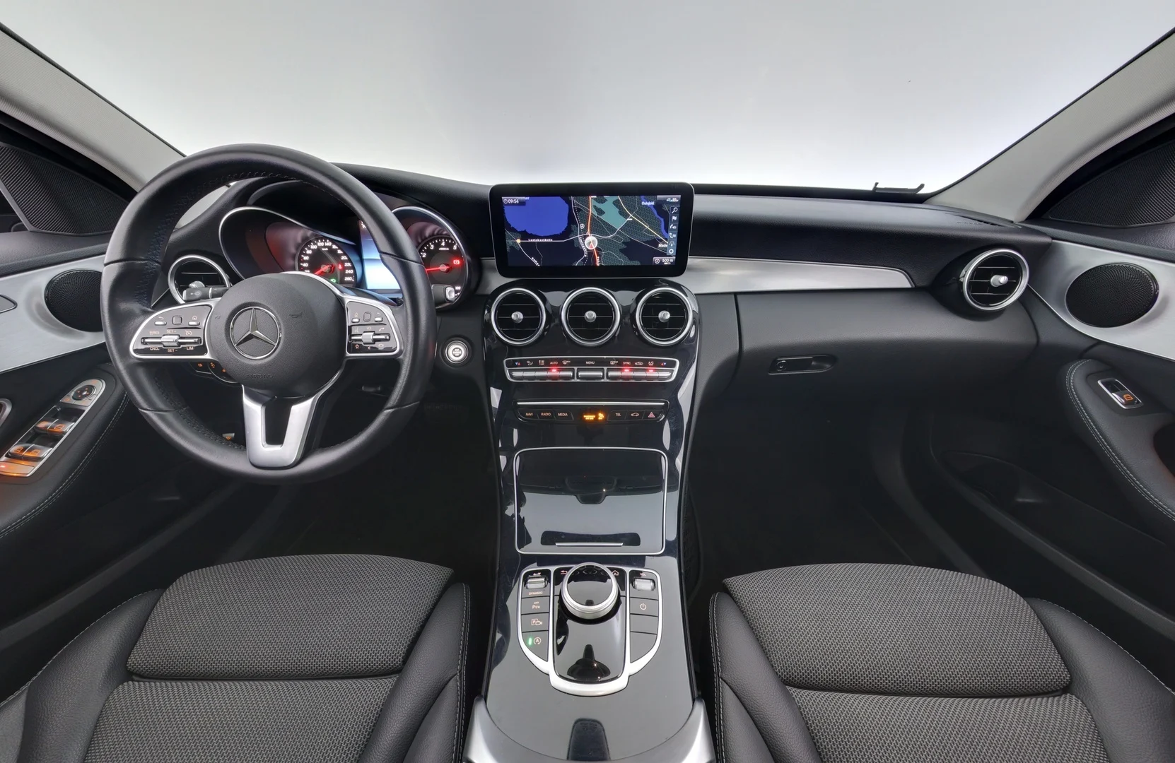 Car Image - 2SsqXMjY9MV1r5rCEtqHZa