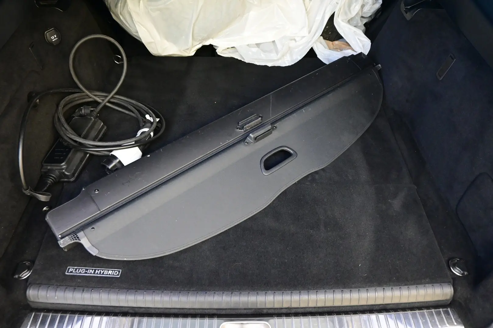 Car Image - 3Q1cmYW1wquo21rty4CEox