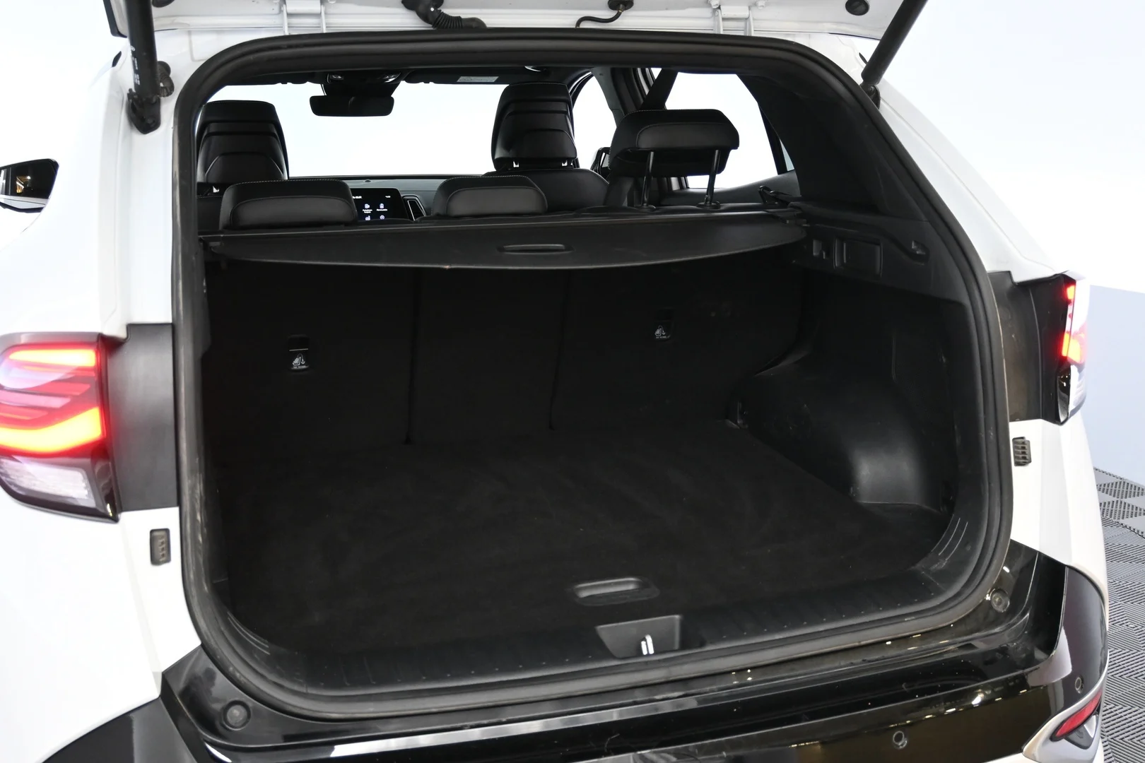 Car Image - WLSbbEJ29XlgDPDgLlyNU