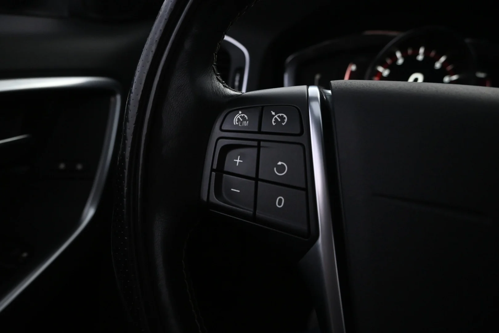 Car Image - 1gdjSpBTpTvwF5Wq0cFvQs