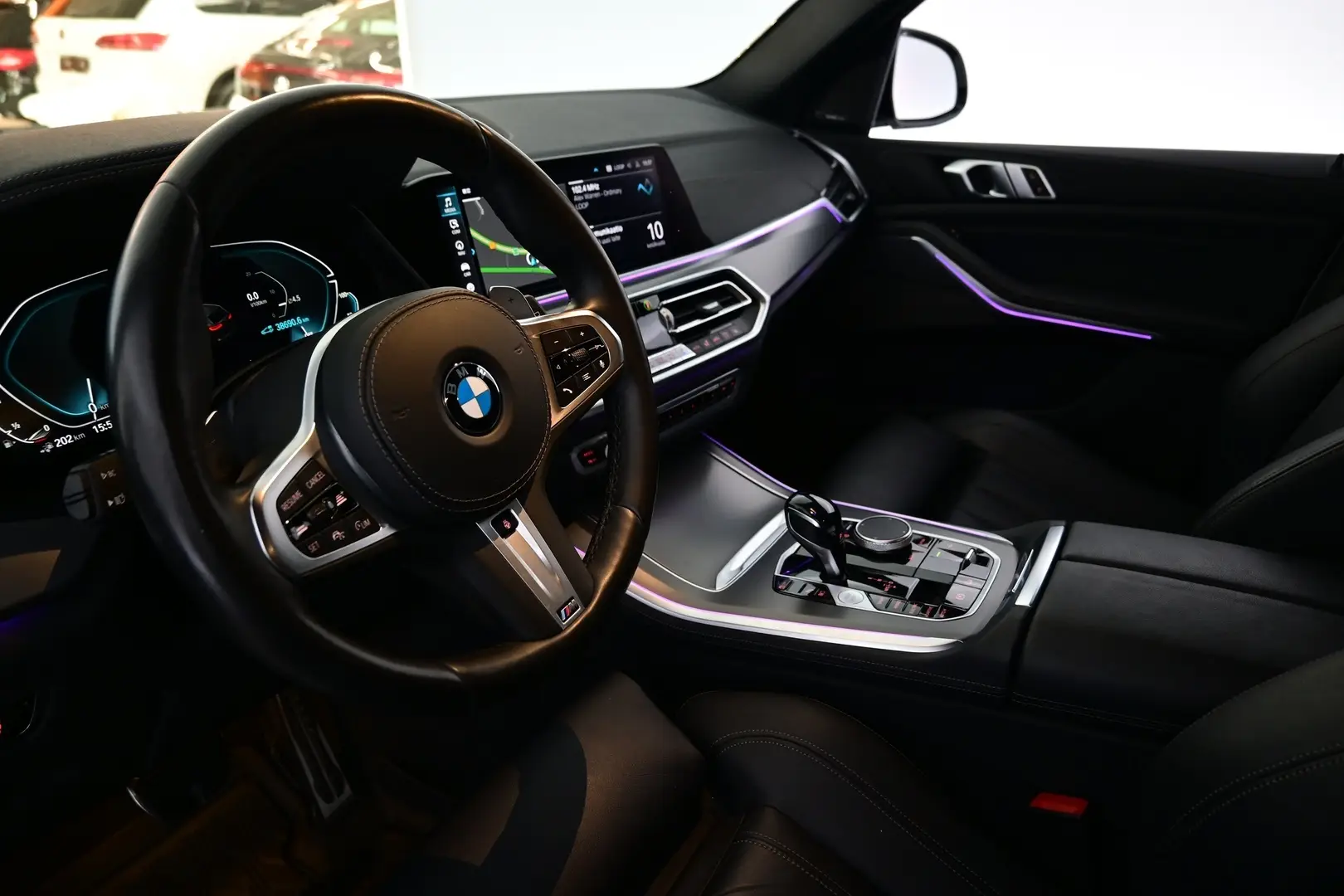 Car Image - HOMrbvUO5qV8kCXcWz31e