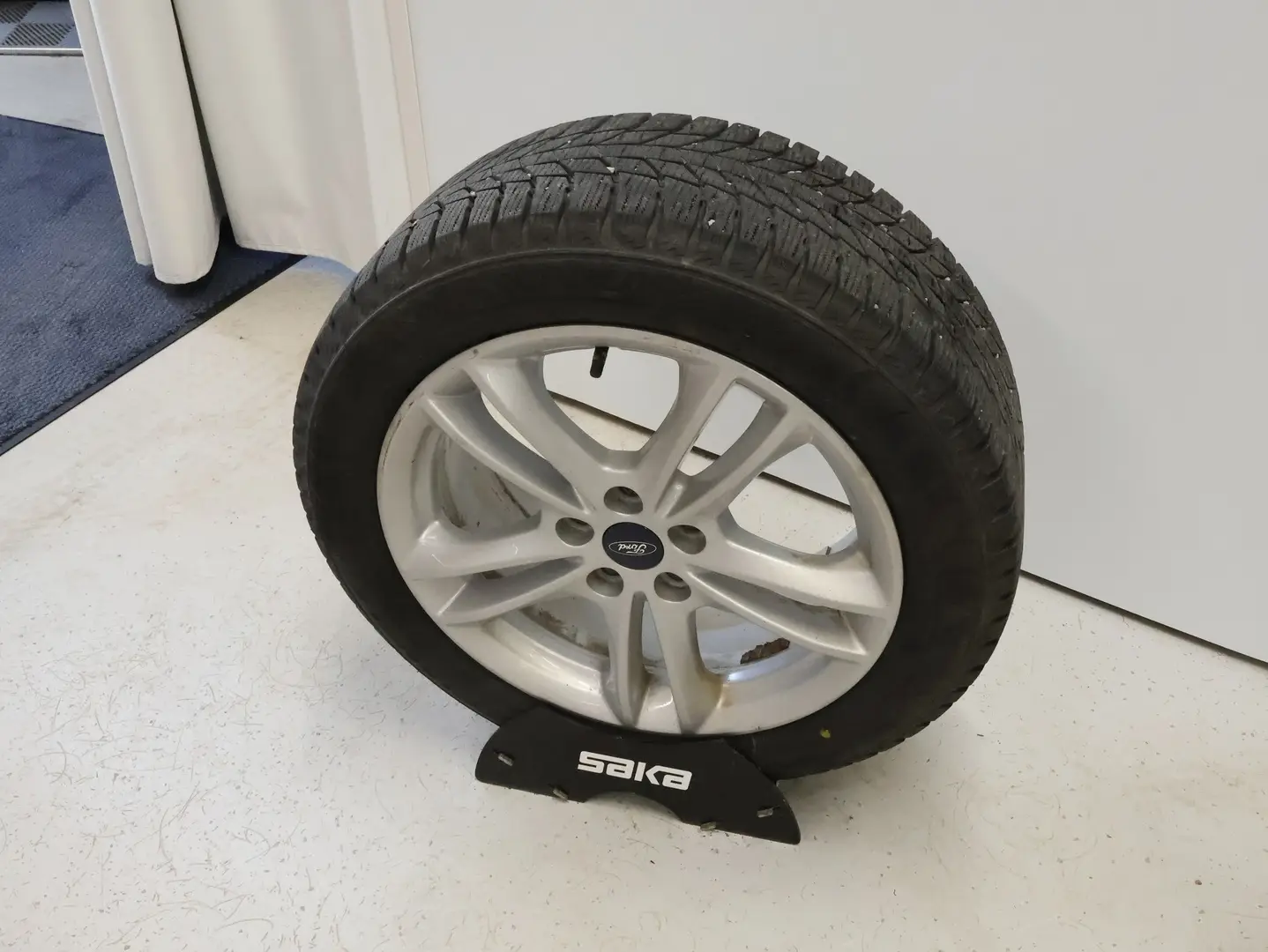 Car Image - 3v67daoaEbAz8VbwnudmME