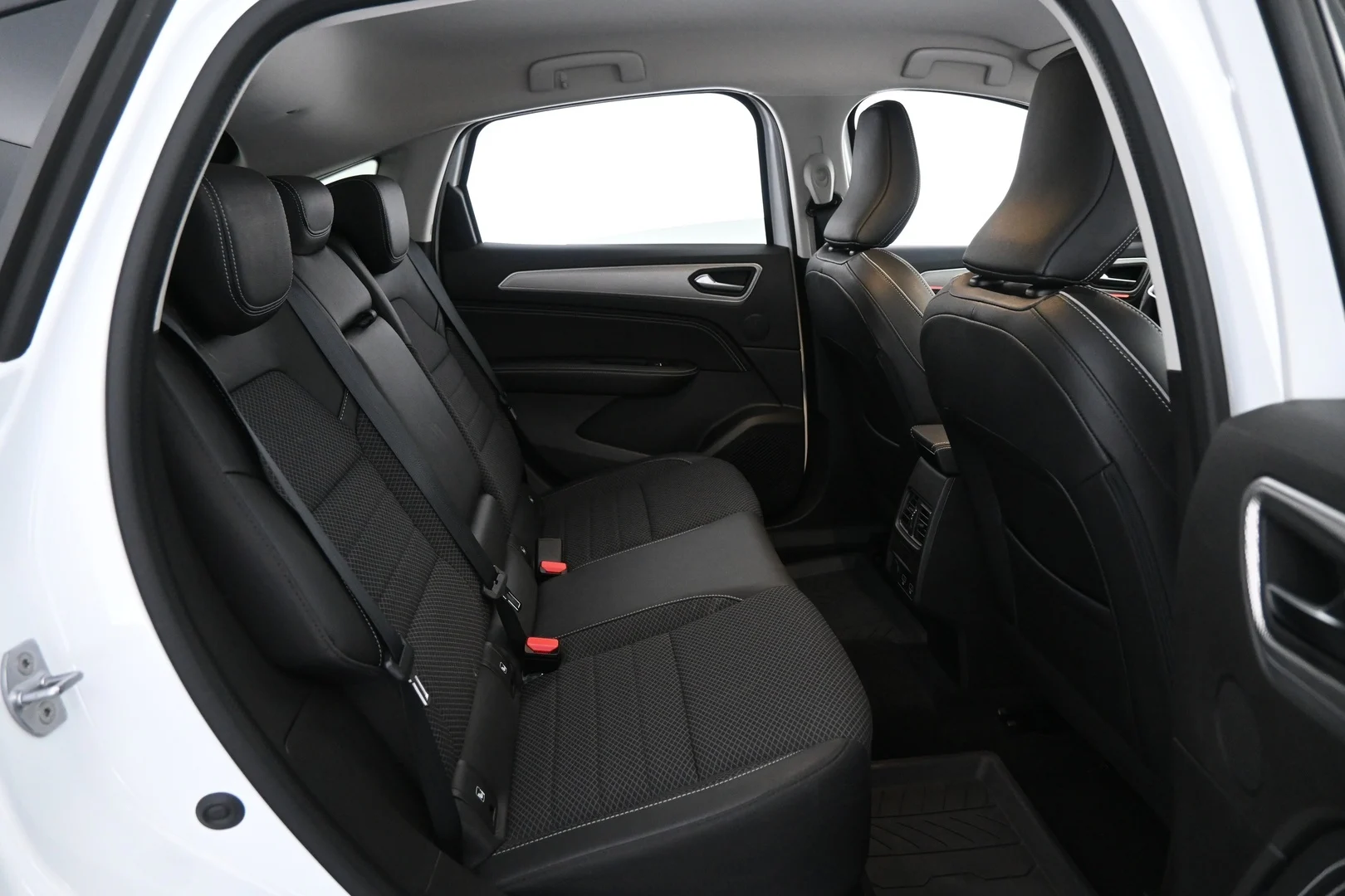 Car Image - 6DD1jls0Yzb548Y2zXErCv