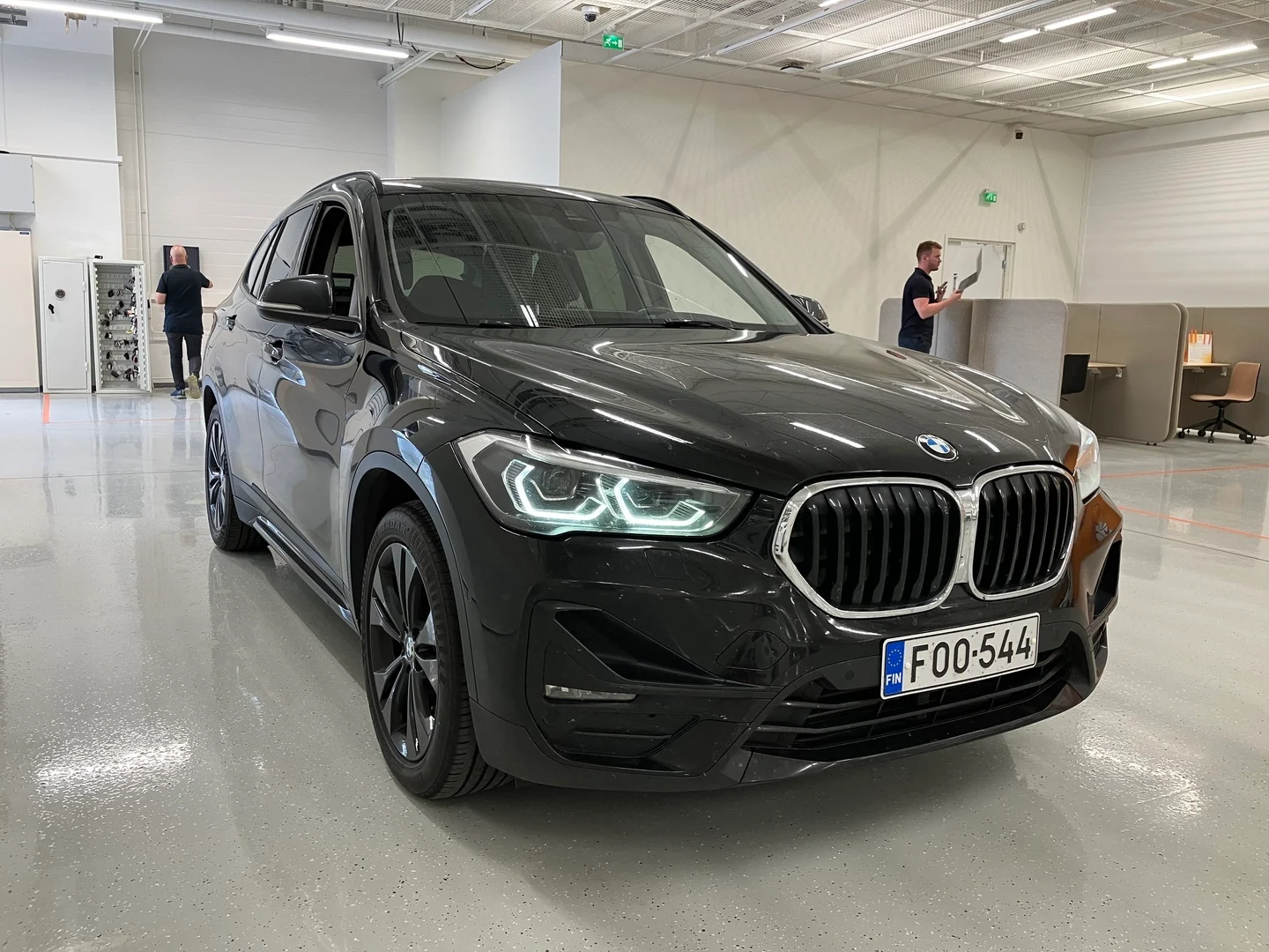 Car Image - 6OOJZtYiFGVPKwXXP1oXKj