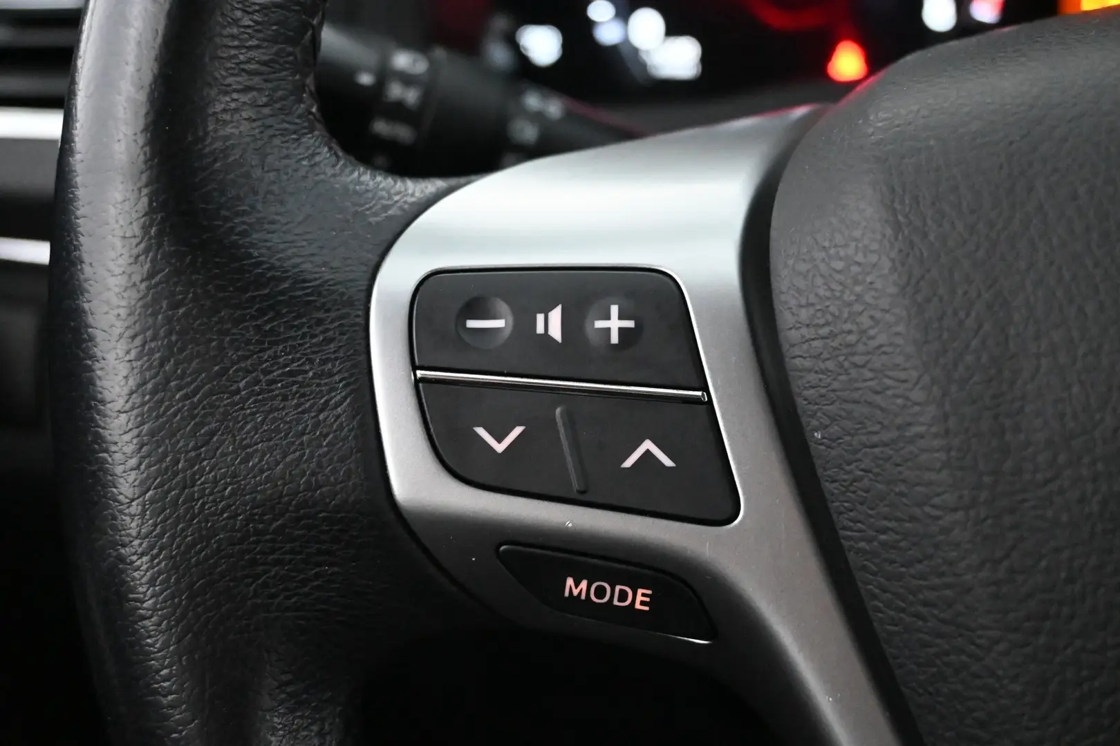 Car Image - 5SgZ2V3veYc7uhKmCqAhtn