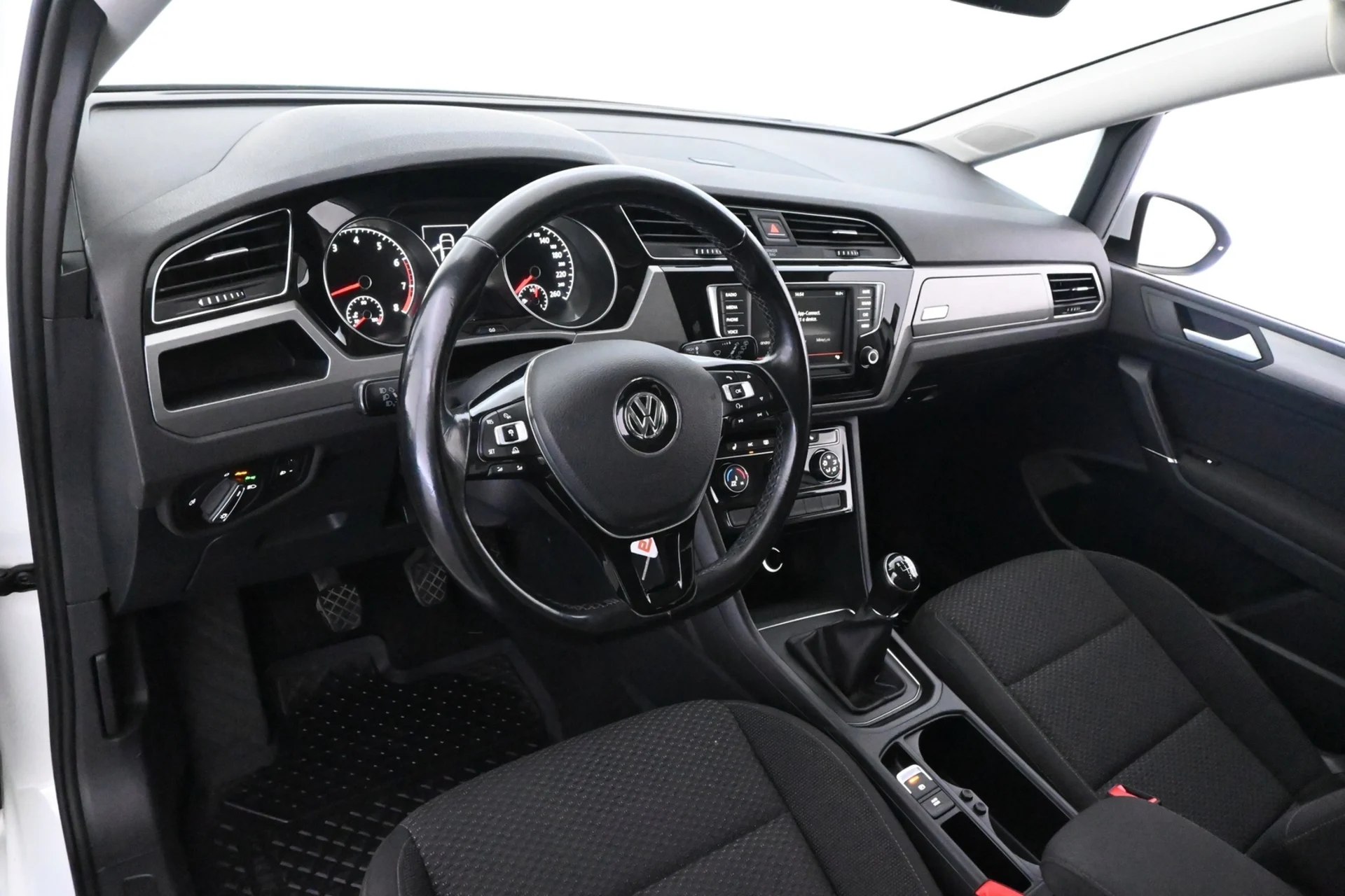 Car Image - 3S74EZqrVX2PuirwHZ92N5