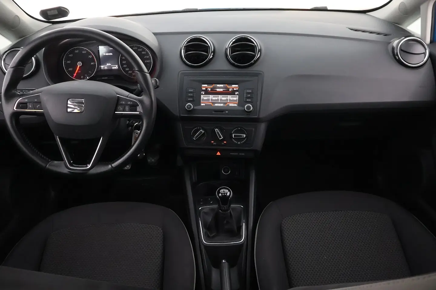 Car Image - 1ktIelNyVWMCu3HUivpKuX