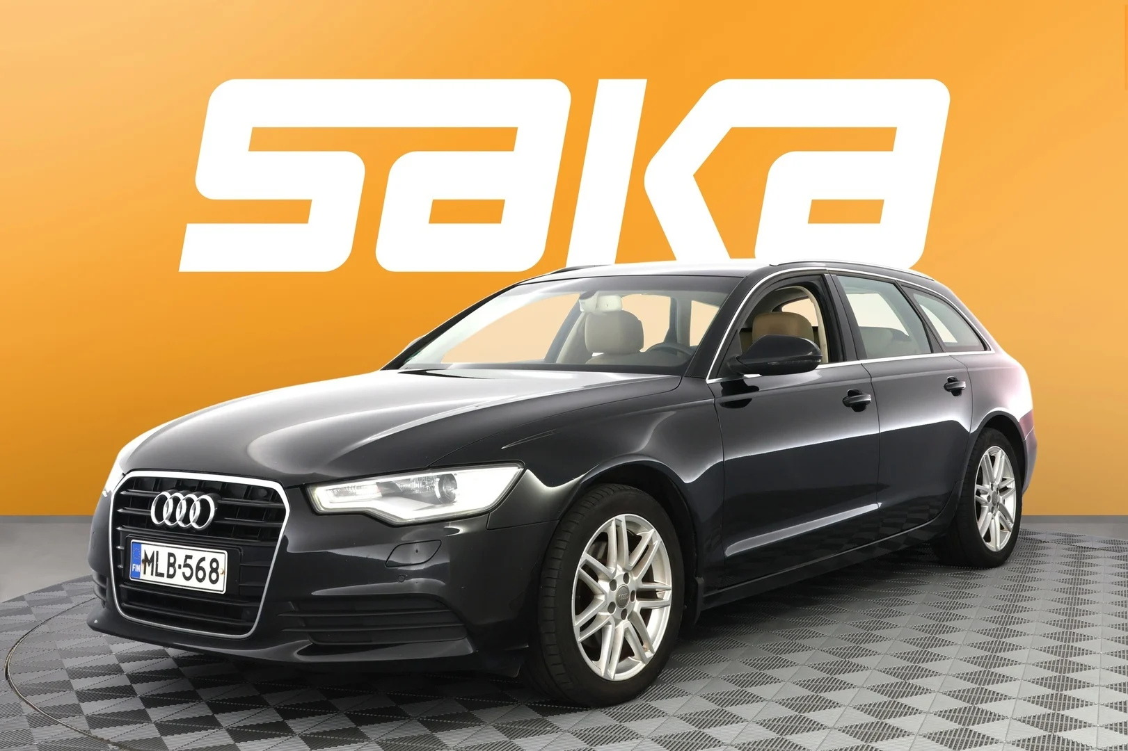 Car Image - 5Xpk6KcLlAqFs4XUJ6RbkH