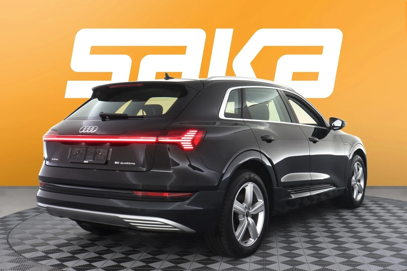 Car Image - 4aiLQrlfhmp1u55onXoaTu